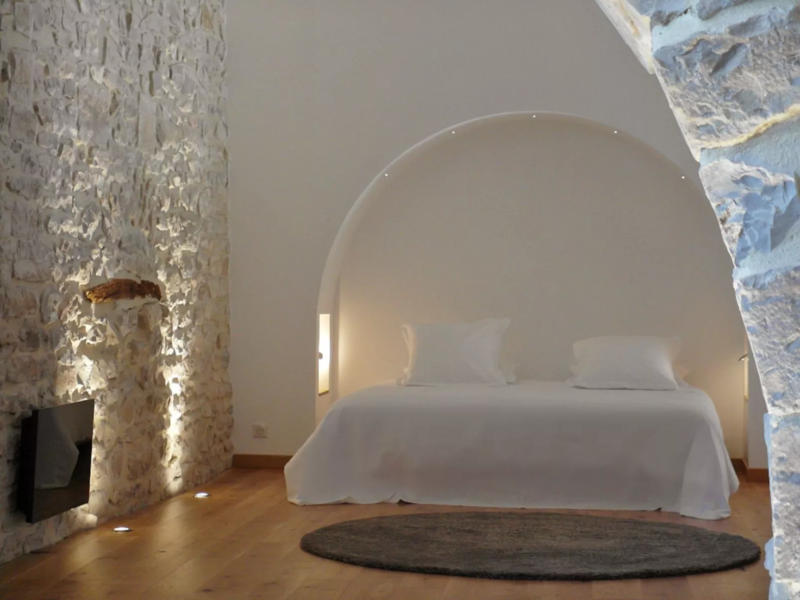 Domaine "Benjamin" mit Infinity-Pool-Inside