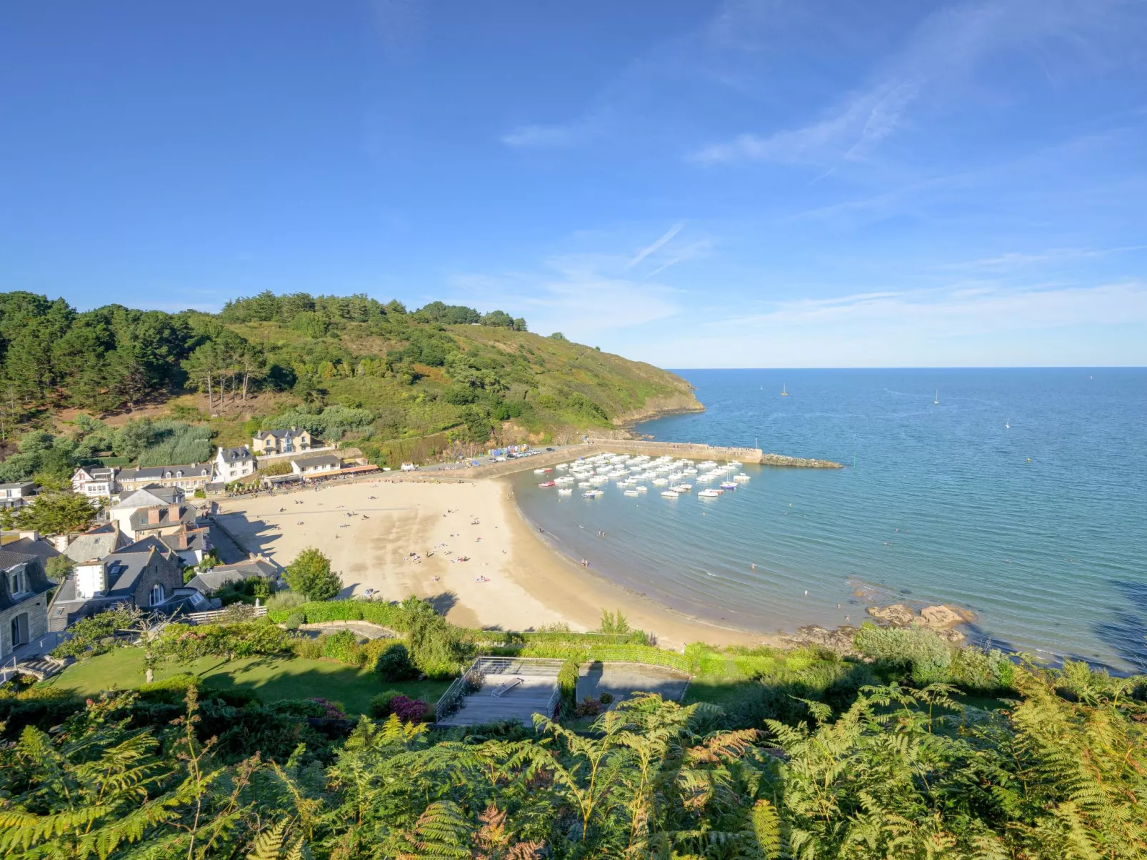 Villa "Ker House" mit Blick auf das Wasser-Outside