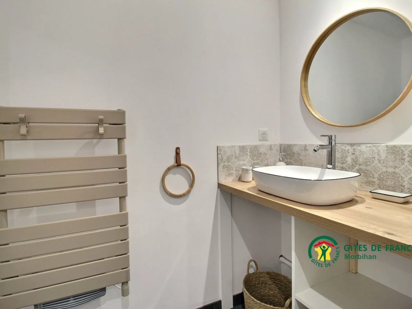 "L'Aube" - privates SPA - ruhig gelegen-Drinnen