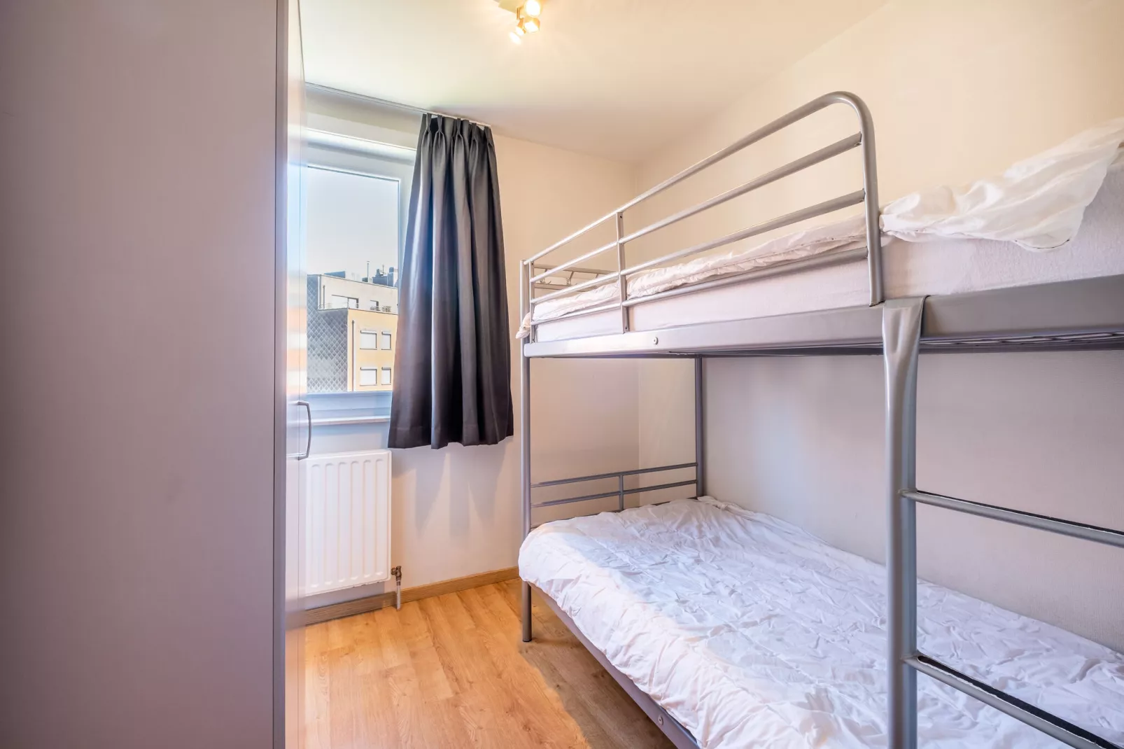 Pablo I 401 G09-Bedroom