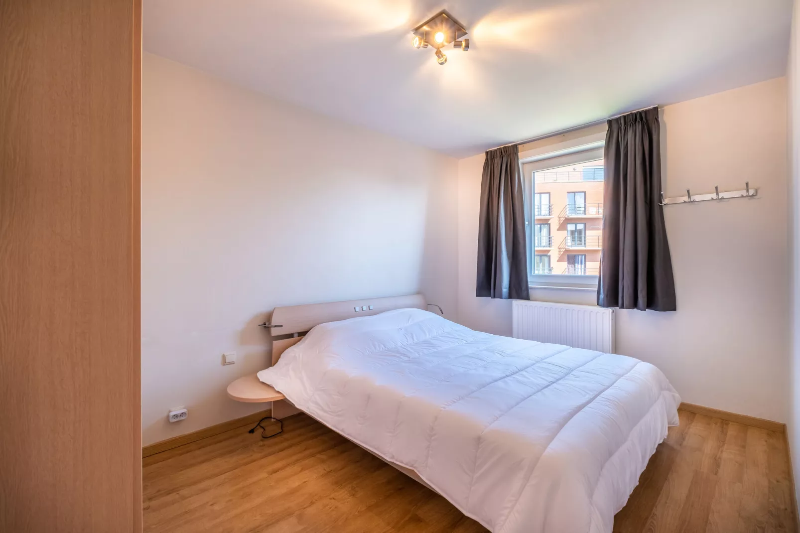 Pablo I 401 G09-Bedroom