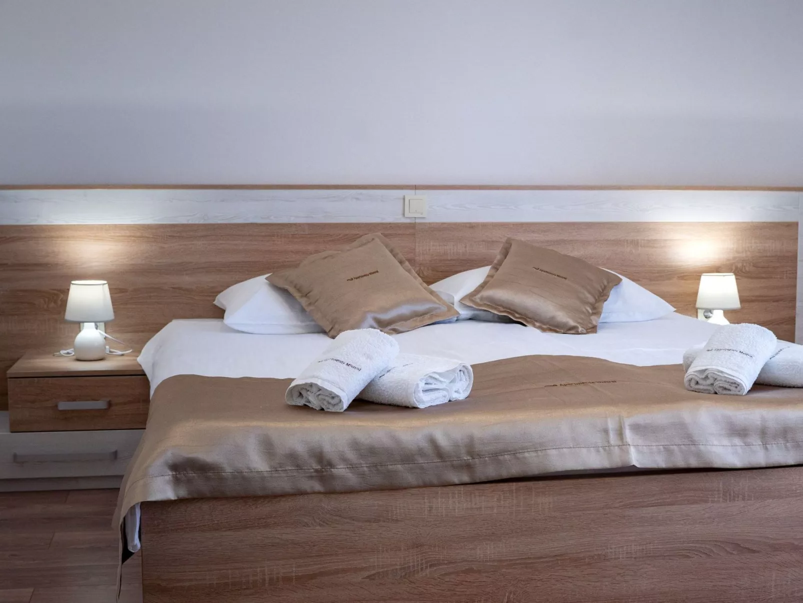 Appartement mit Blick auf das Wasser-Drinnen