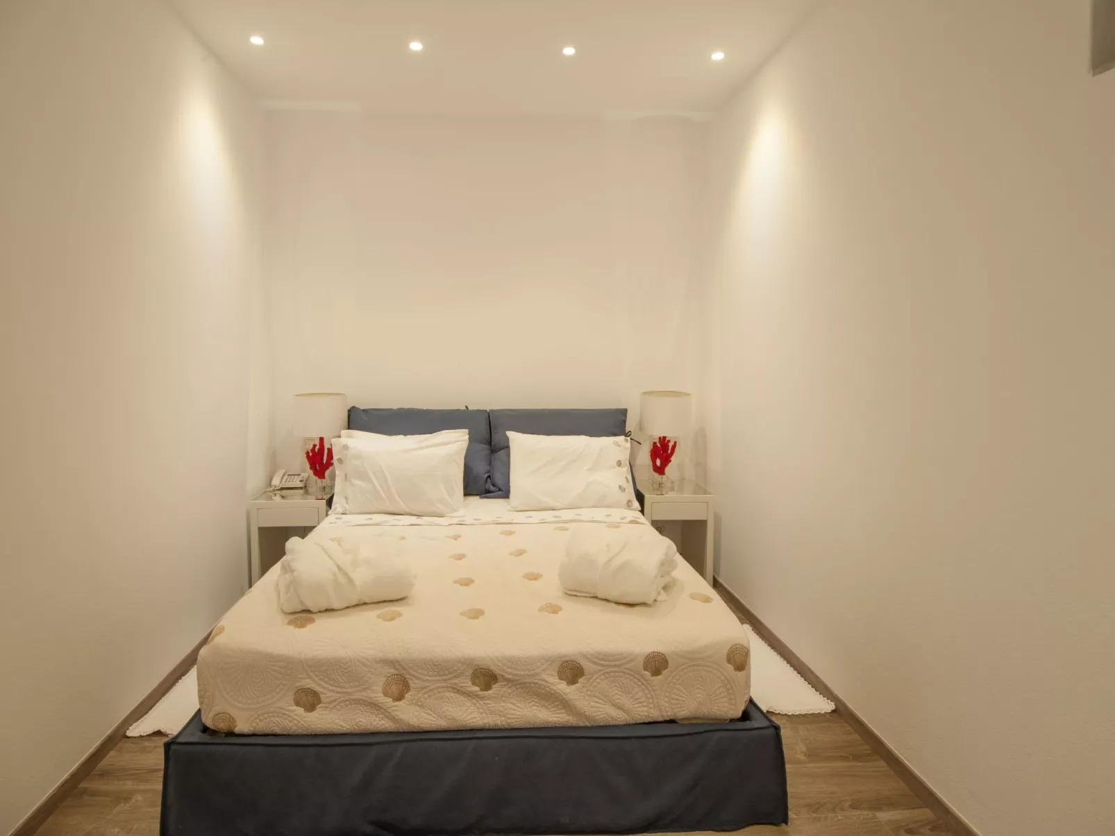 "Villa Dimitra" mit Infinity Pool-Dedans