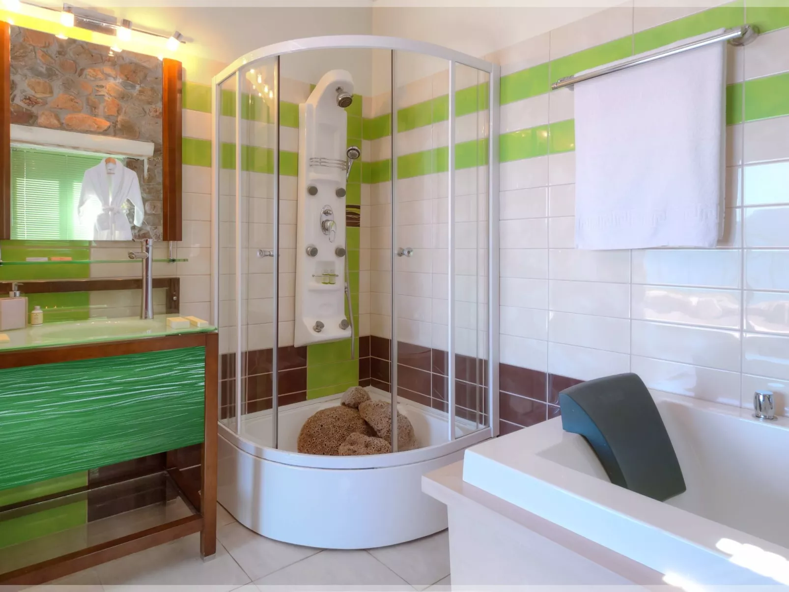 Steinvilla mit Meerblick bei Elafonissi-Drinnen