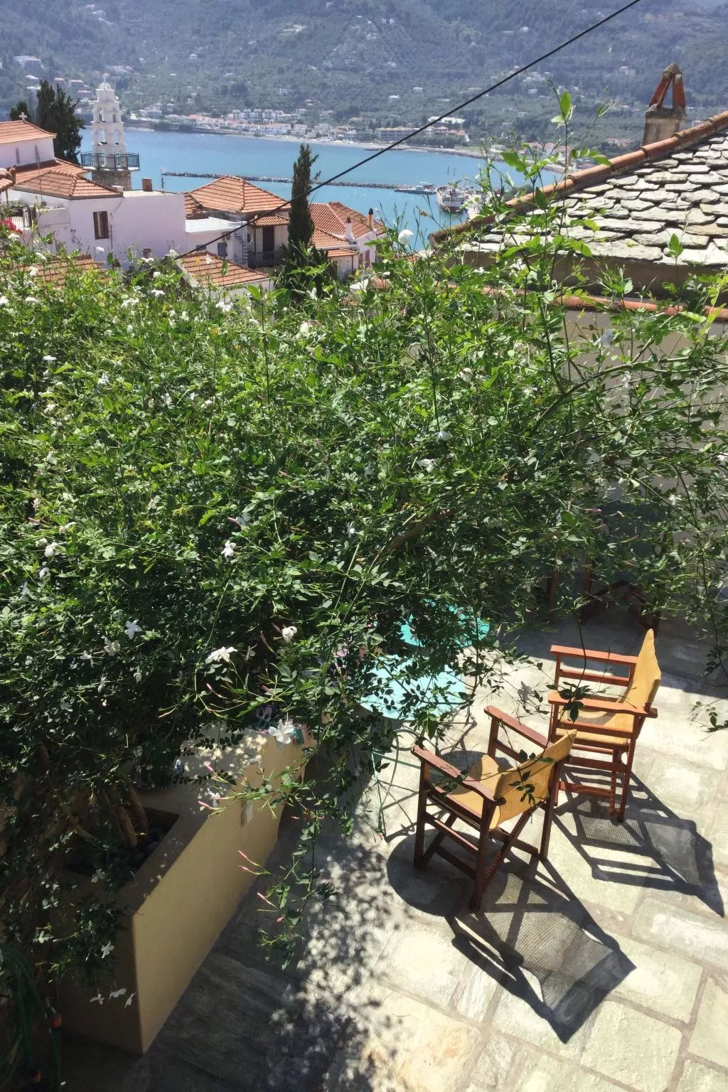 "Kyria Florenz"-Draußen