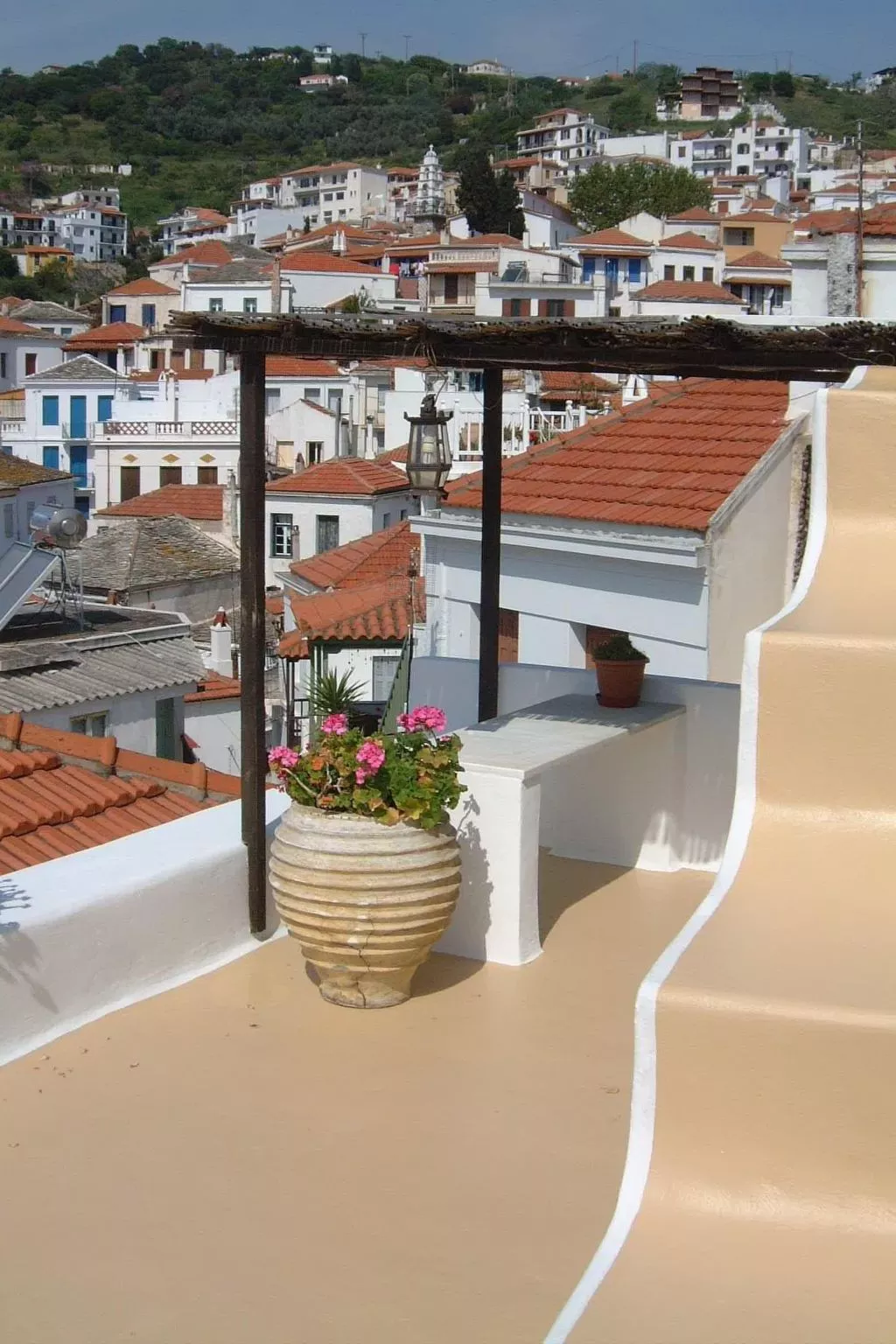 In Skopelos mit Grill und Terrasse-Outside