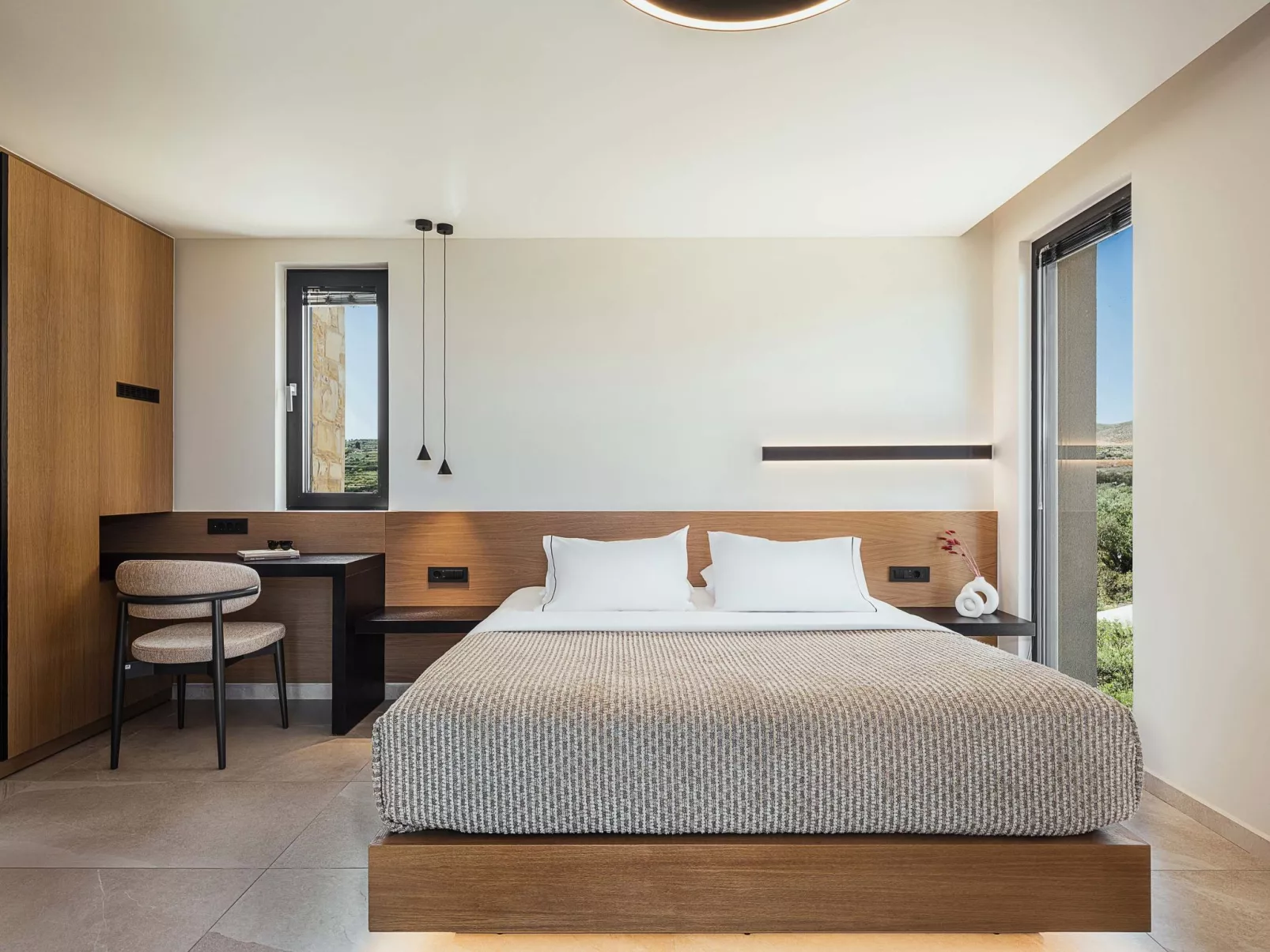 Rastoni Villa I 'Free' beheizter Pool, Panoramablick-Drinnen