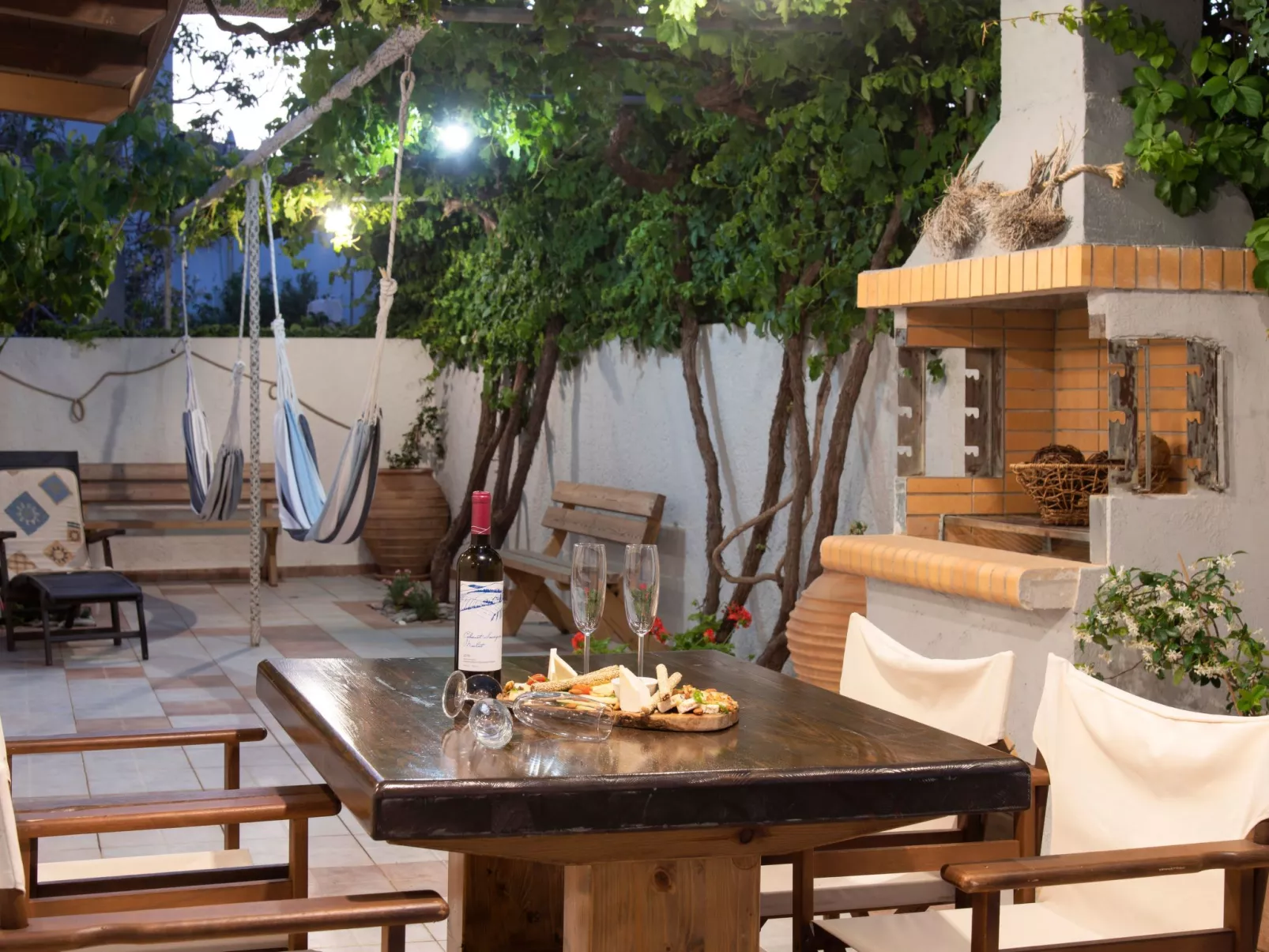 Villa Krevatina mit privatem Pool und großer Veranda-Draußen