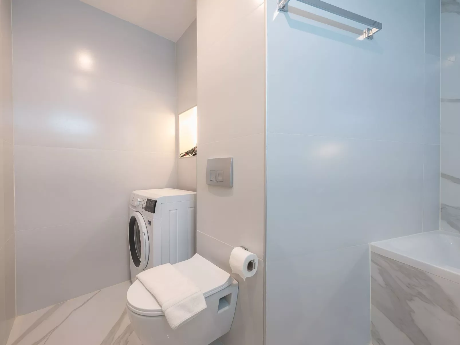 Stilvolle 2 Schlafzimmer, nur wenige Schritte von Fokionos Negri-Drinnen