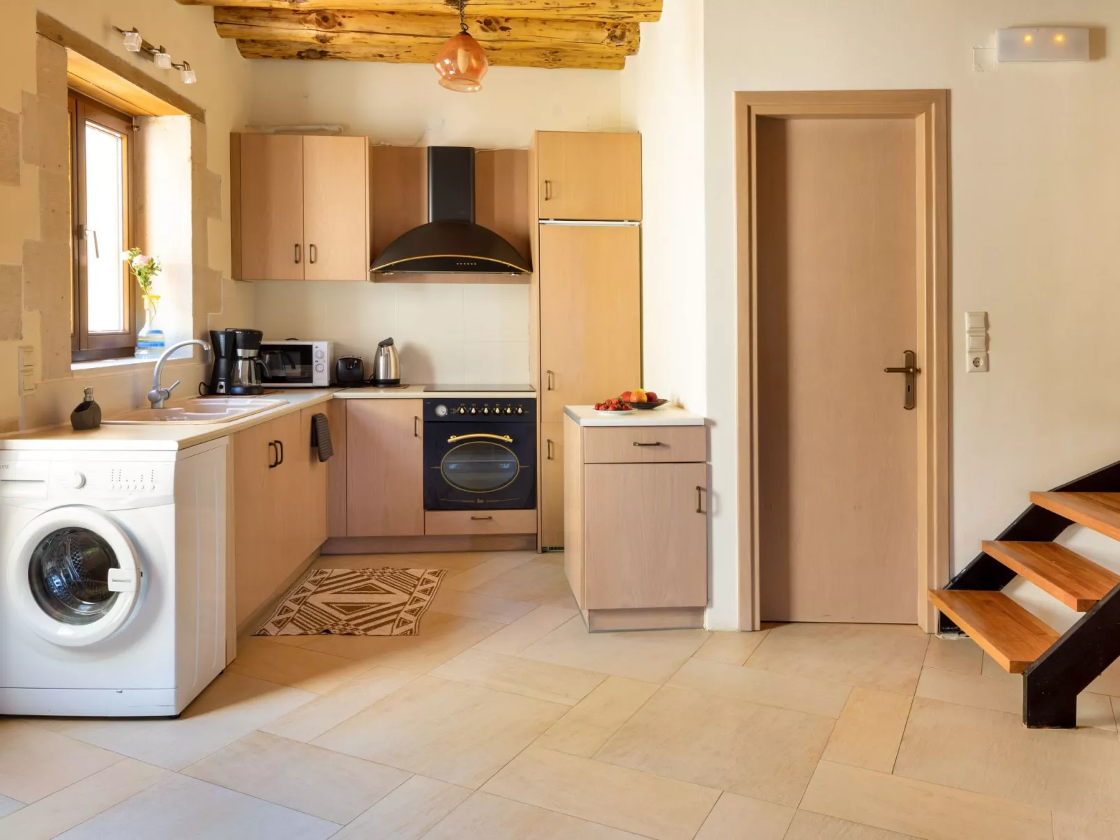 "Villa Erontas" mit Blick auf das Wasser-Inside