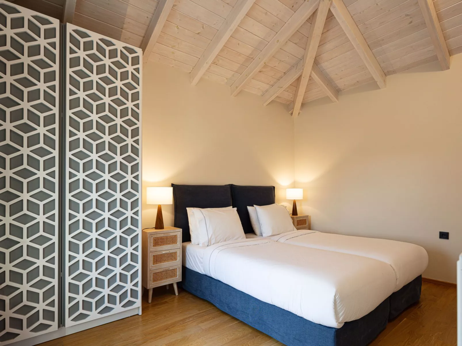 Artemis Apollonas Villa - Luxuriöse Flucht mit Pool-Inside