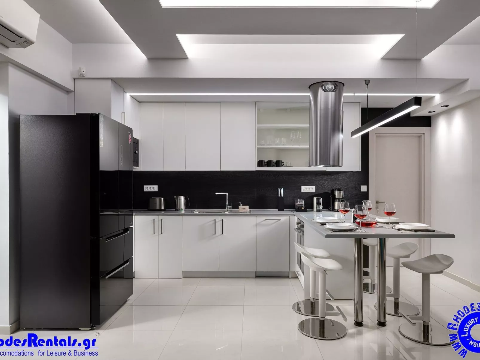 Rhodes Skyline Suites-Drinnen