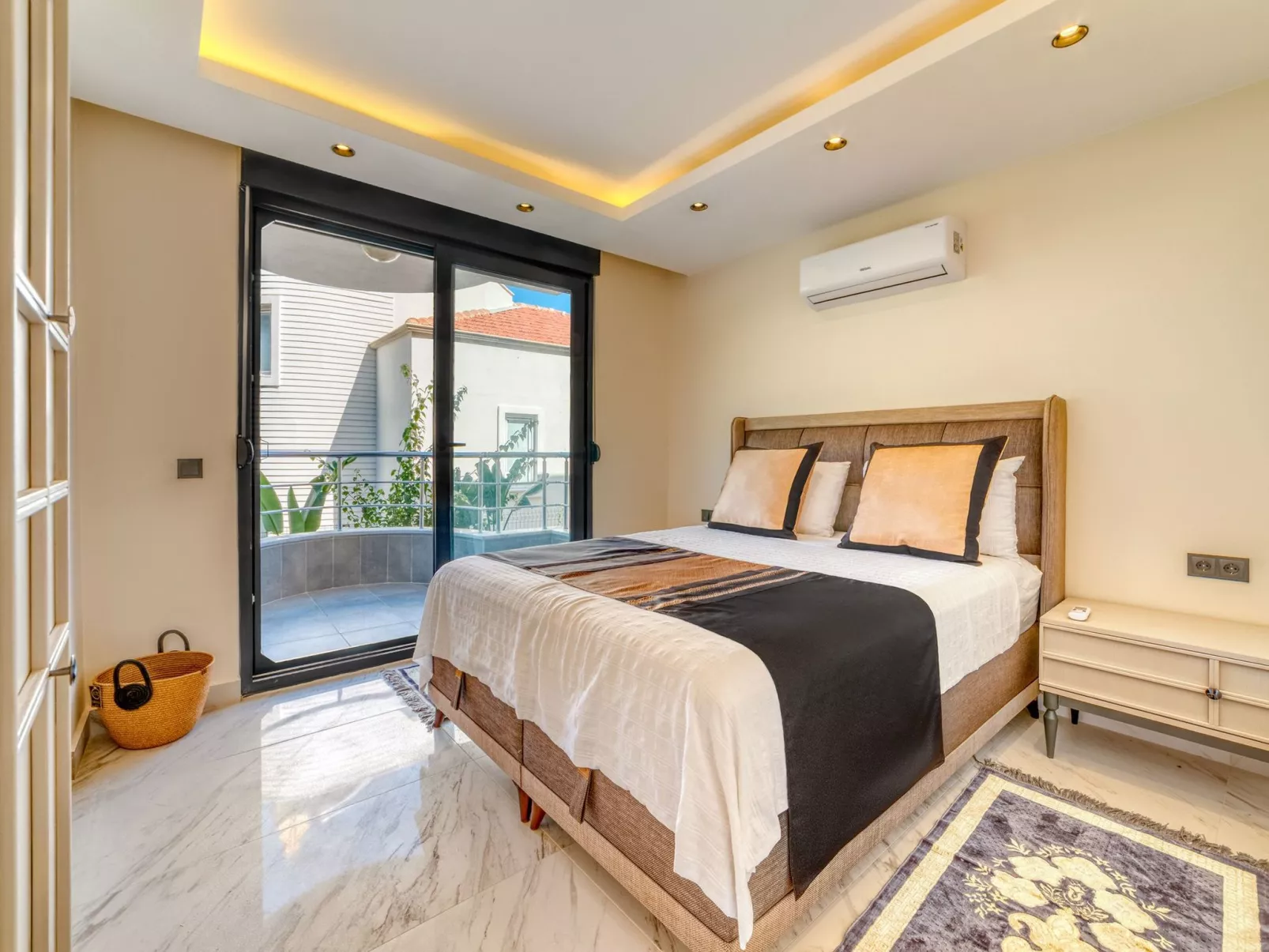 Luxuriöse Villa mit privatem Pool in Alanya-Image-tags.info