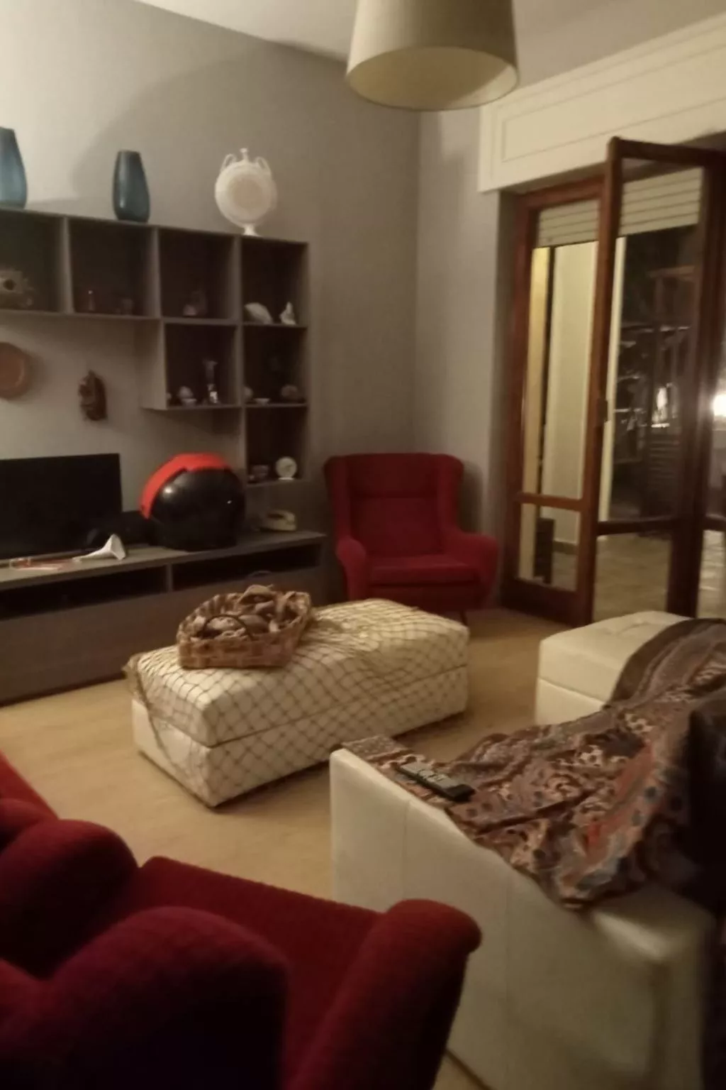 Entspannung am Meer in der Nähe von Neapel-Image-tags.info