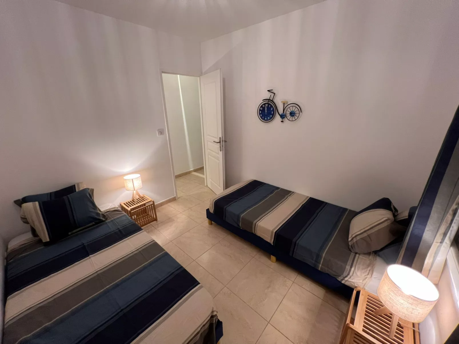 Villa 3 Schlafzimmer beheizter Pool privater Jacuzzi-Drinnen