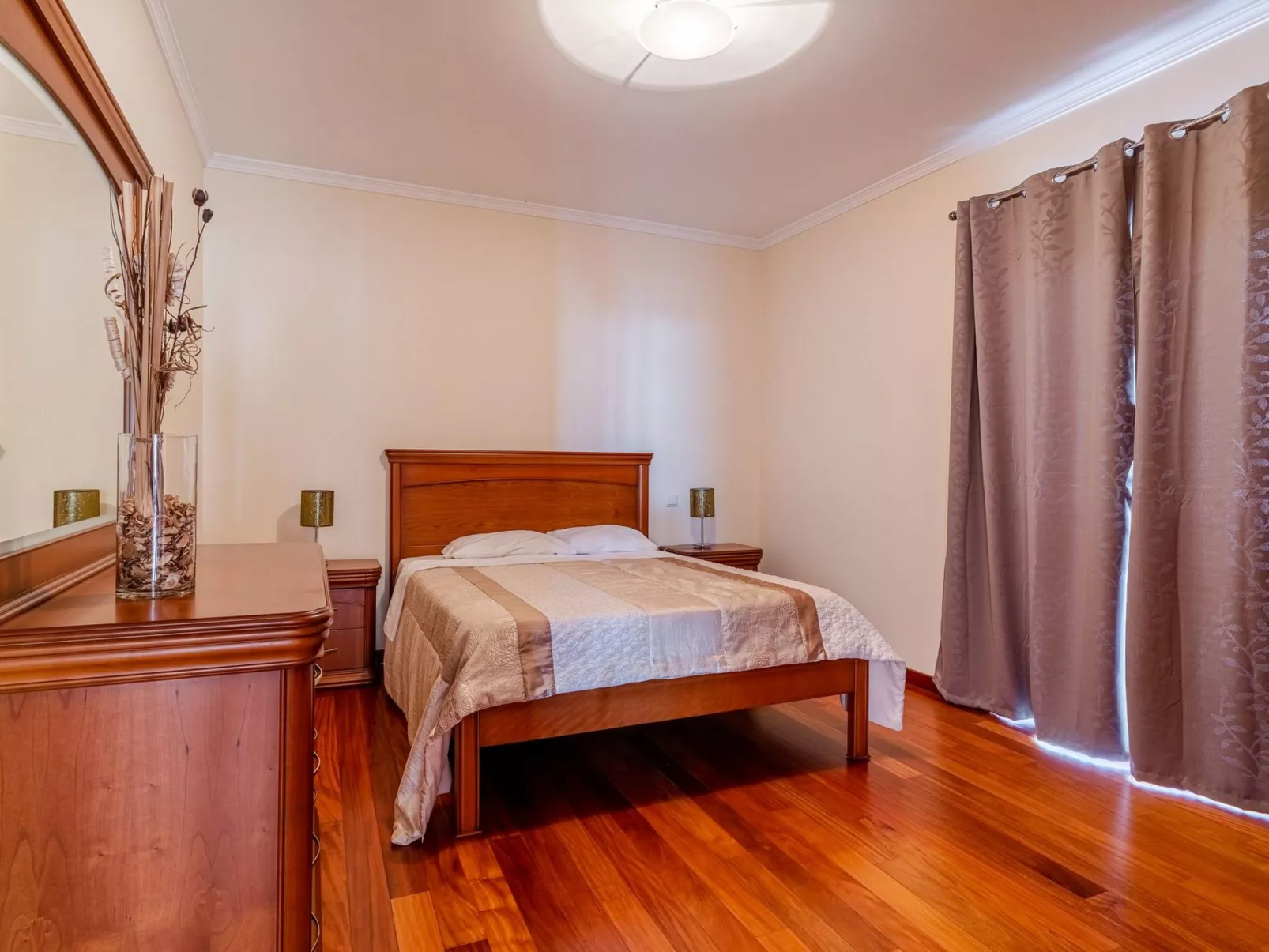 "Garajau View" mit Balkon-Image-tags.info