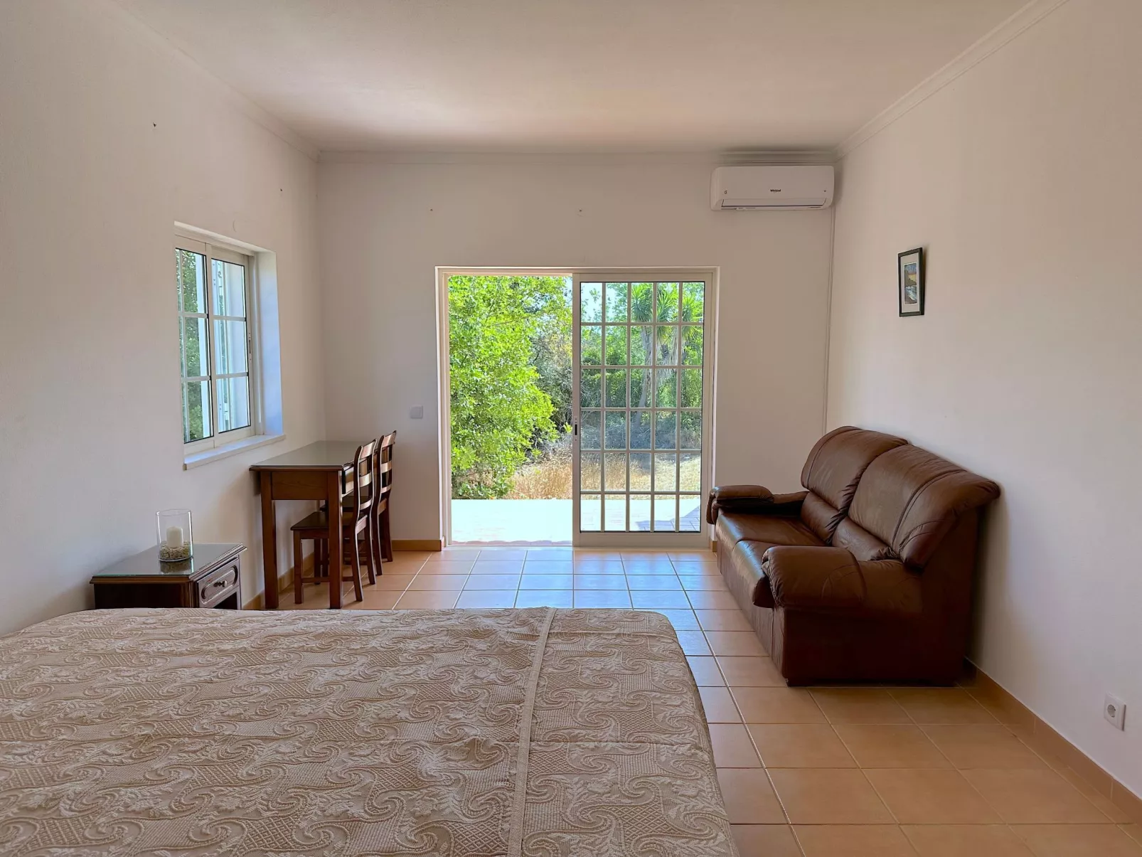 Anwesen mit eigenem Pool-Drinnen