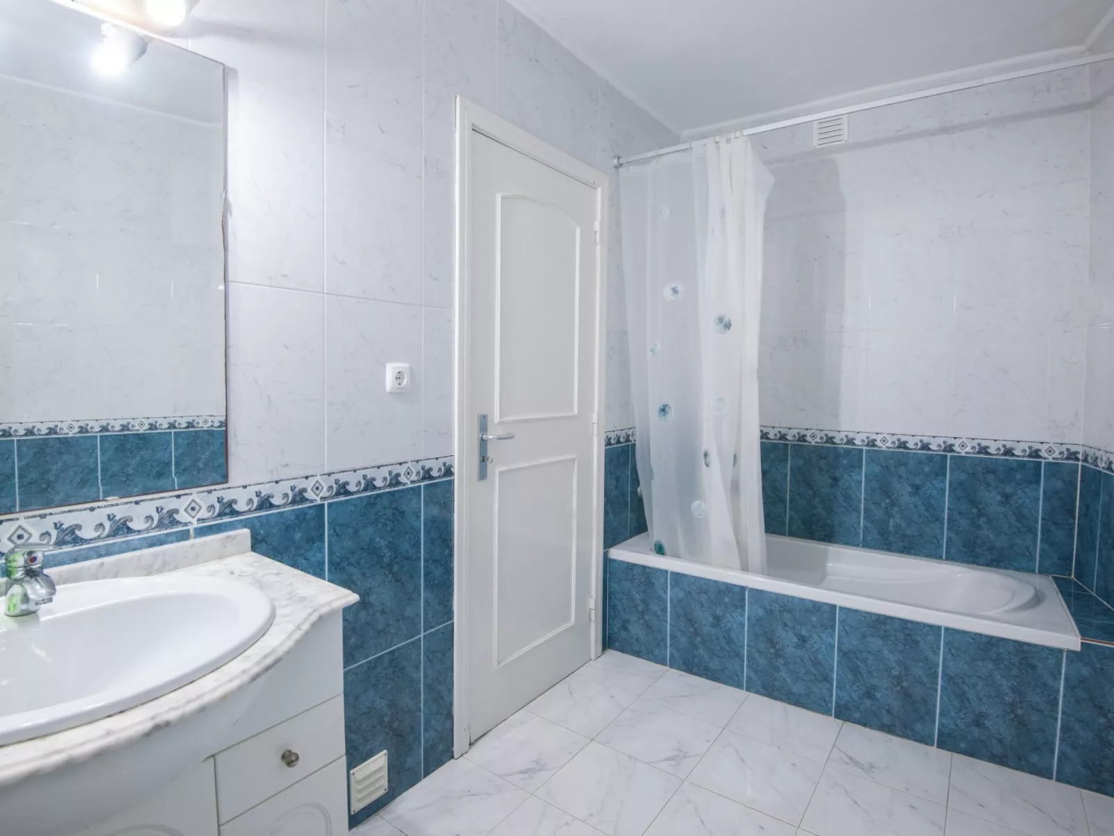 Villa das Palmeiras mit großem Schwimmbad-Inside