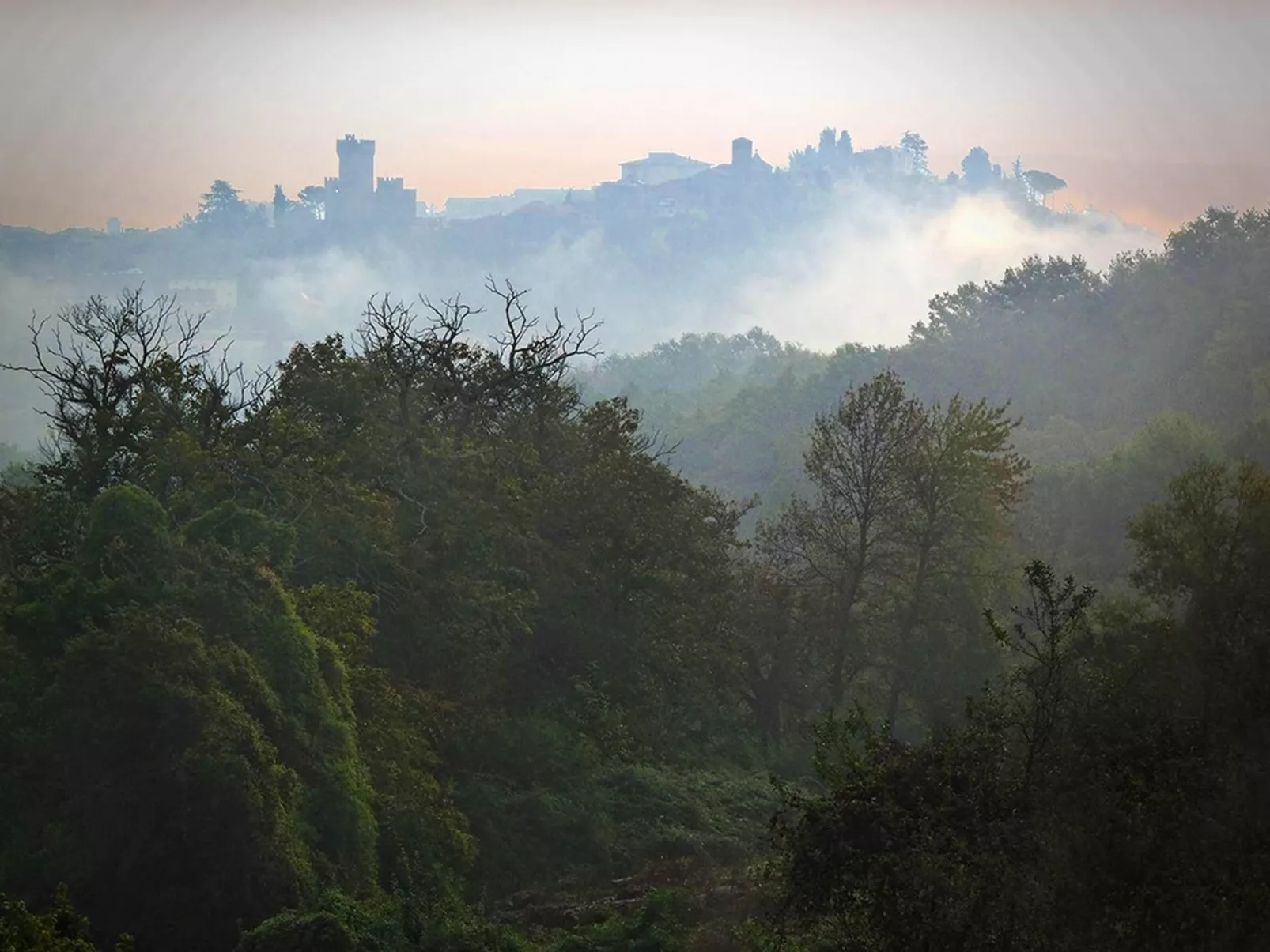 Bezaubernde Wohnung im Schloss mit Schwimmbad-Dehors