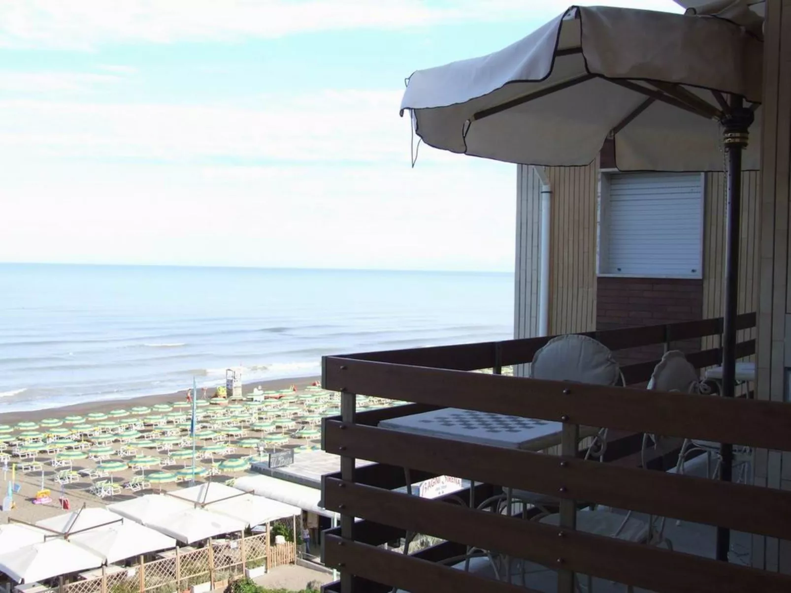 Wohnung 'Windows' in Strandnähe-Dehors