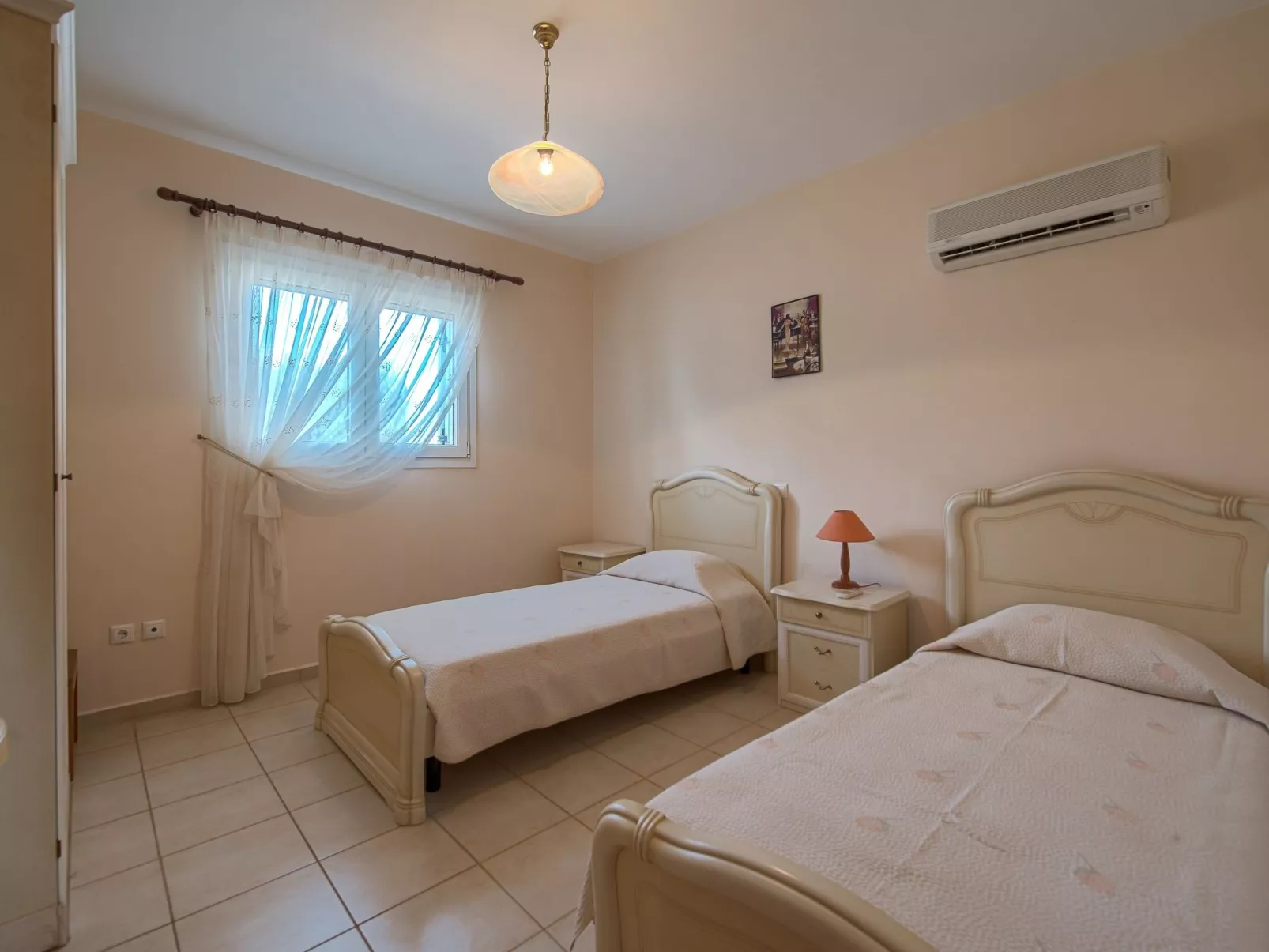 Ferienvilla Athena Classico mit Pool-Dedans