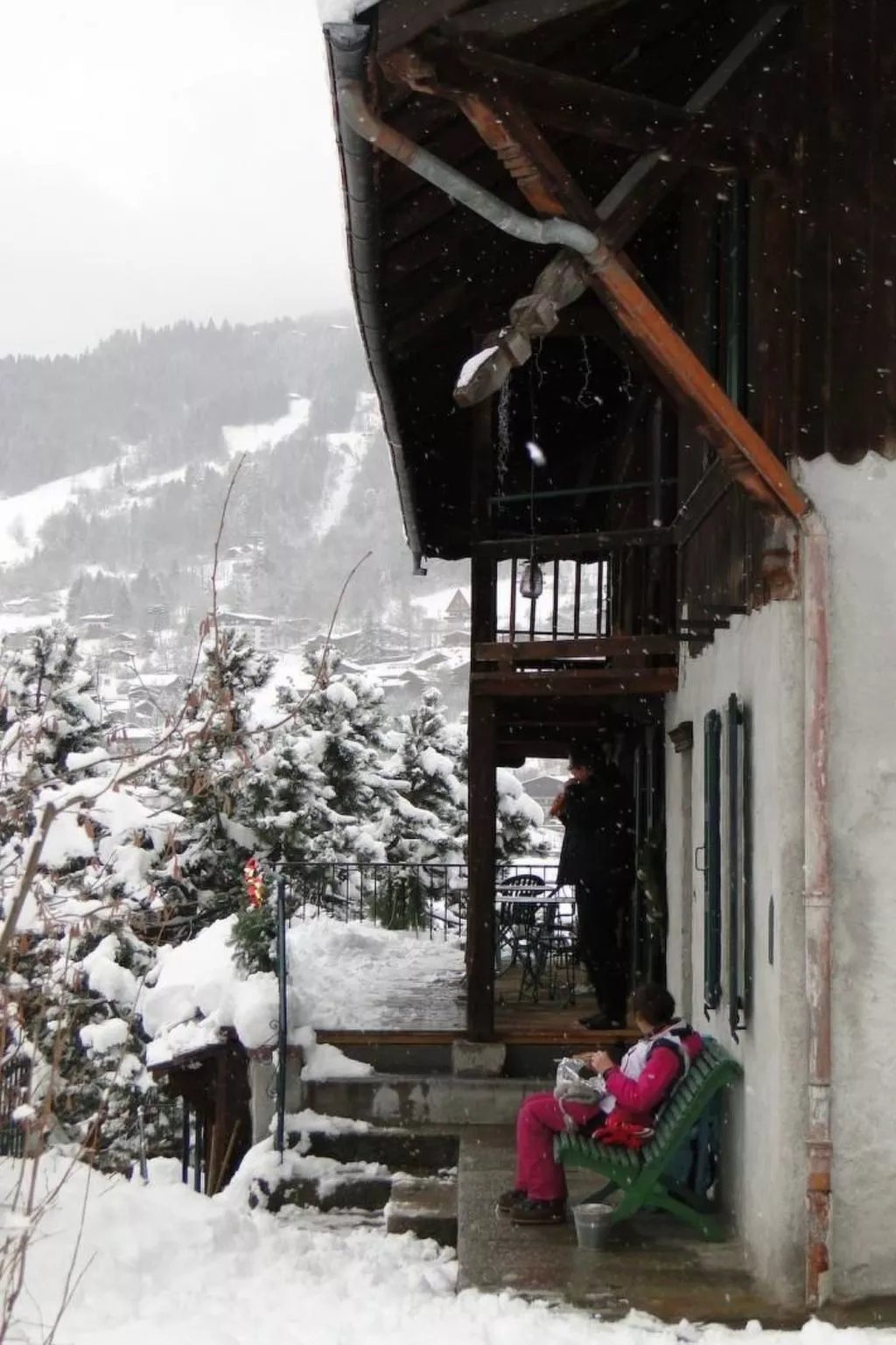 Für 8 Personen und 4 Kinder-Outside