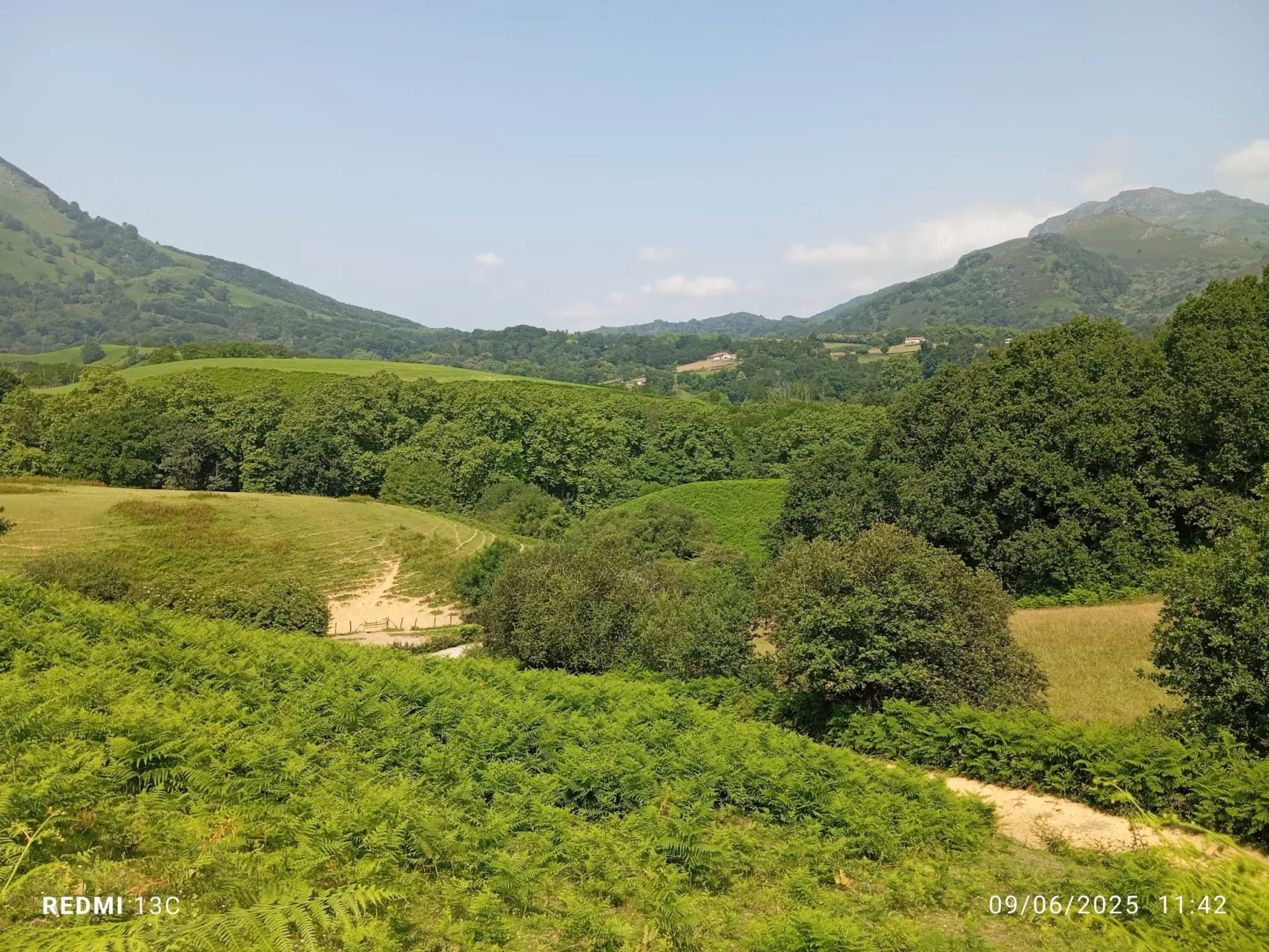 Sehr Schone Typisch Baskische-Outside