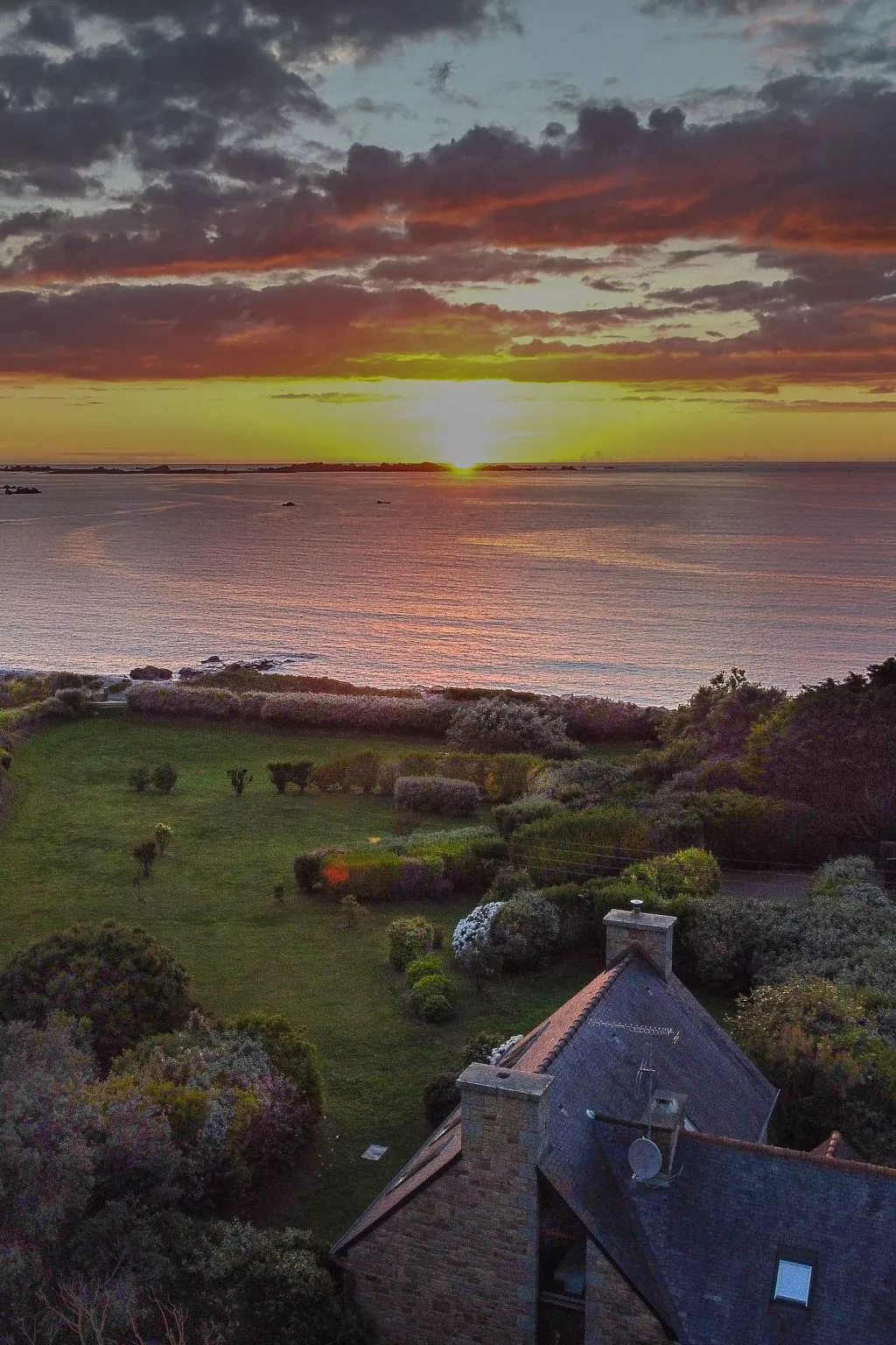 Villa Kermohic-Outside