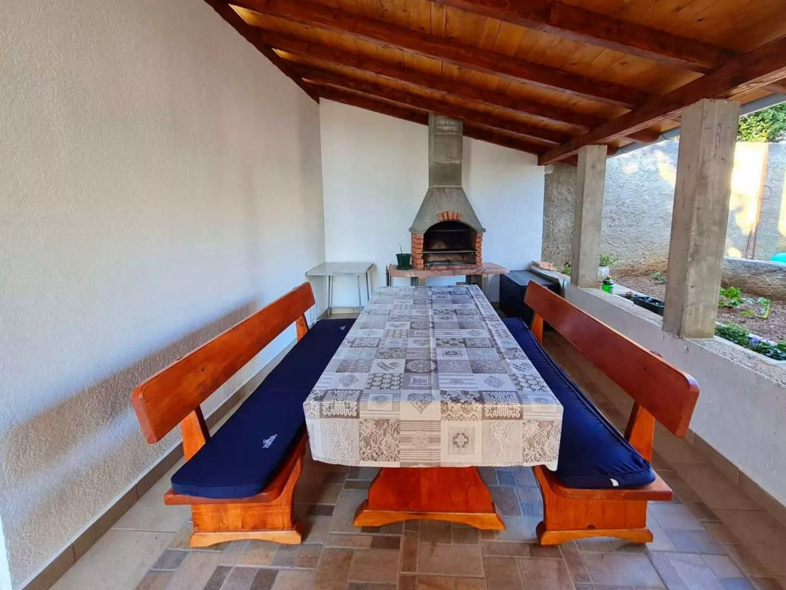 Wohnung in Novi Vinodolski mit Parkplatz, wi fi,-Draußen