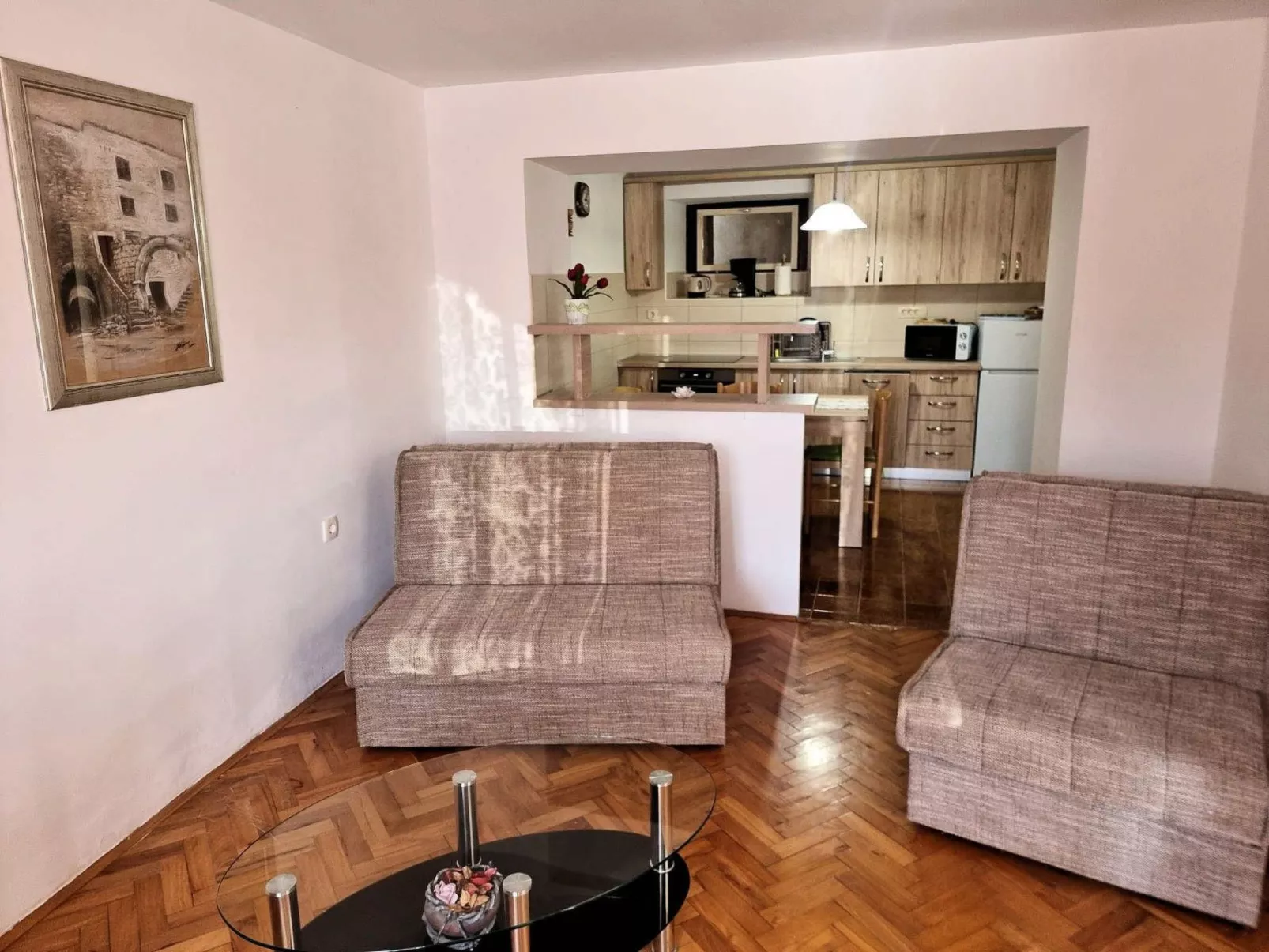 Am schönen Kieselstrand.-Dedans