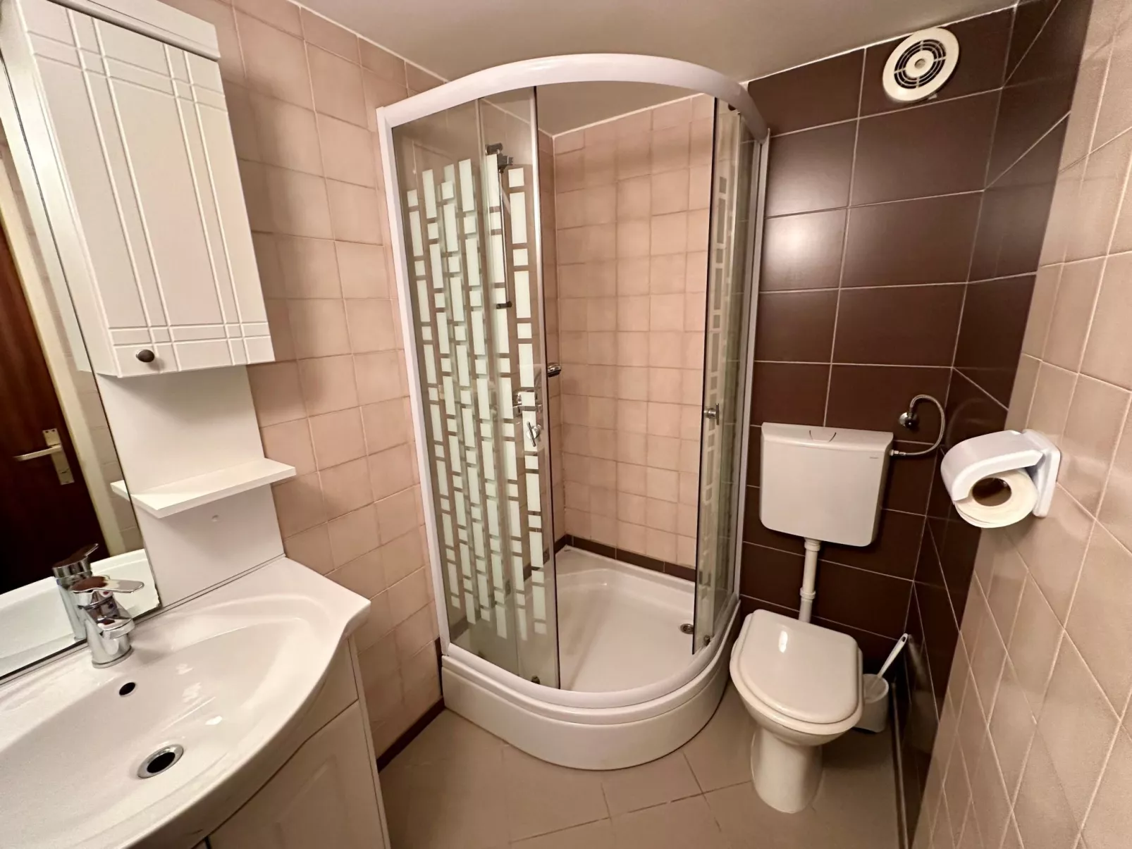 Apartment Car-Image-tags.info