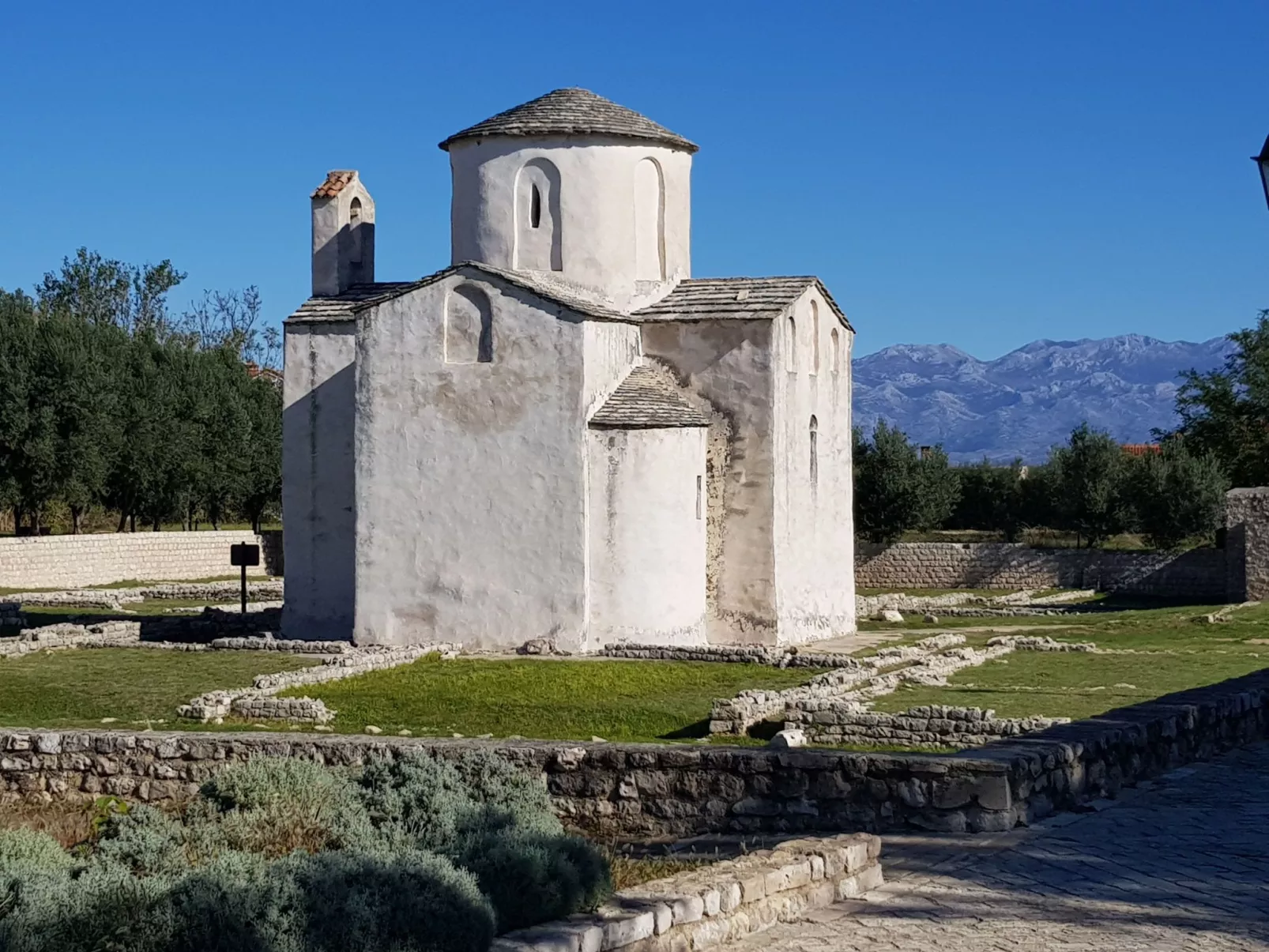 Apartment Leonardo-Outside