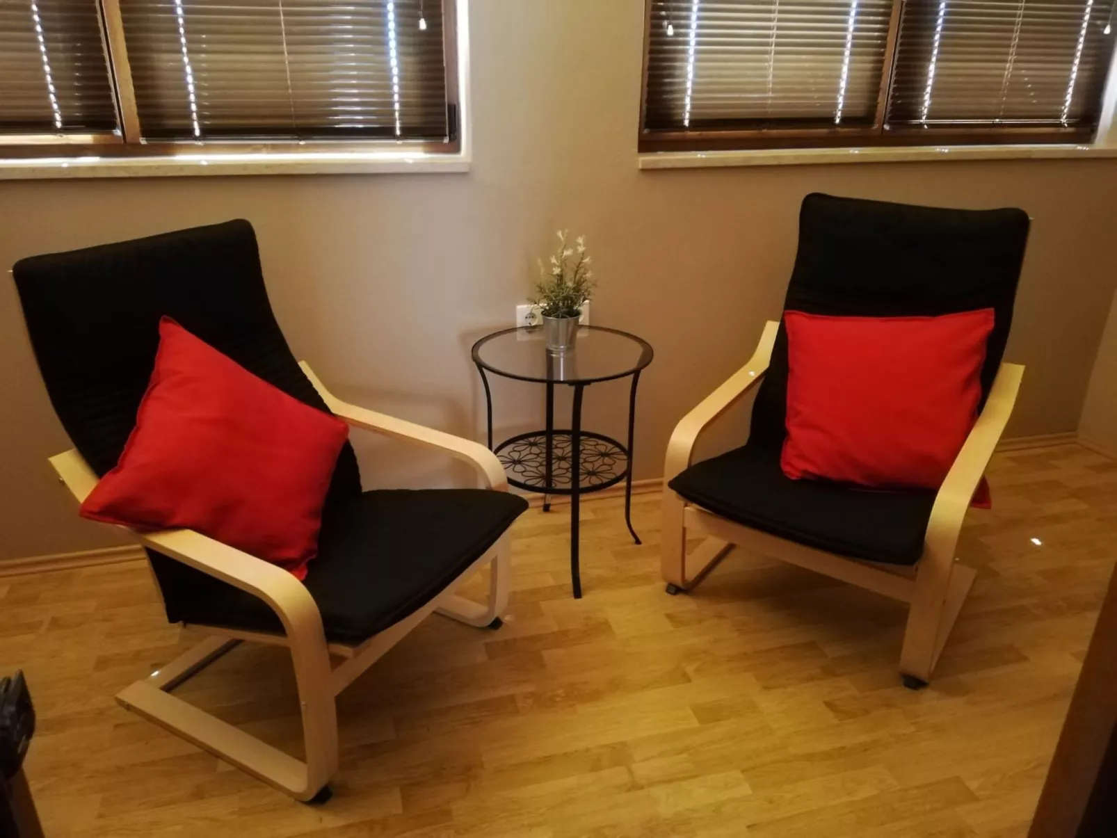 Haus Mirelia für zwei Personen mit Garten-Inside