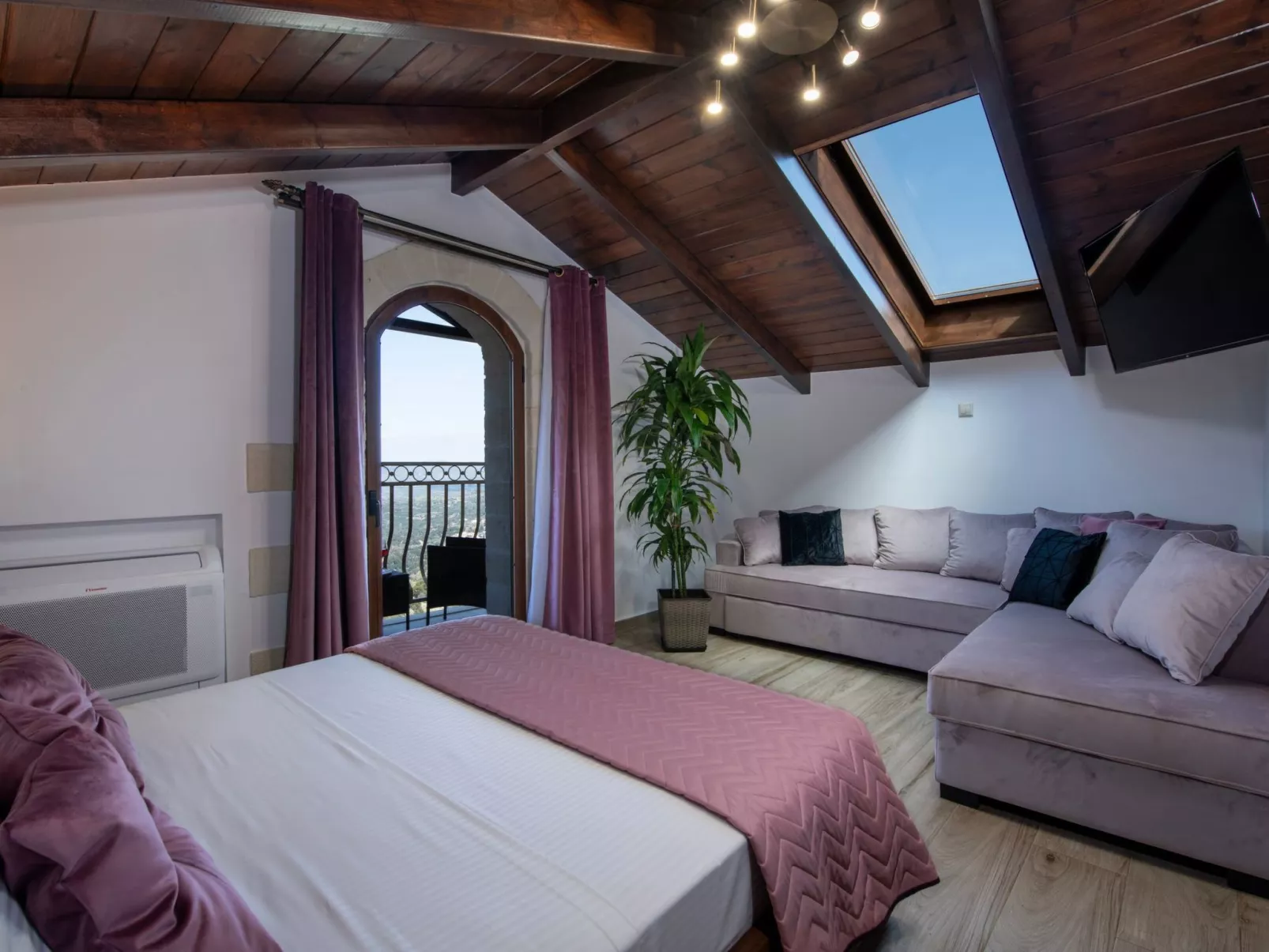 Geroulios Kastro Villa II"Free"Beheizter Pool, Whirlpool-Inside