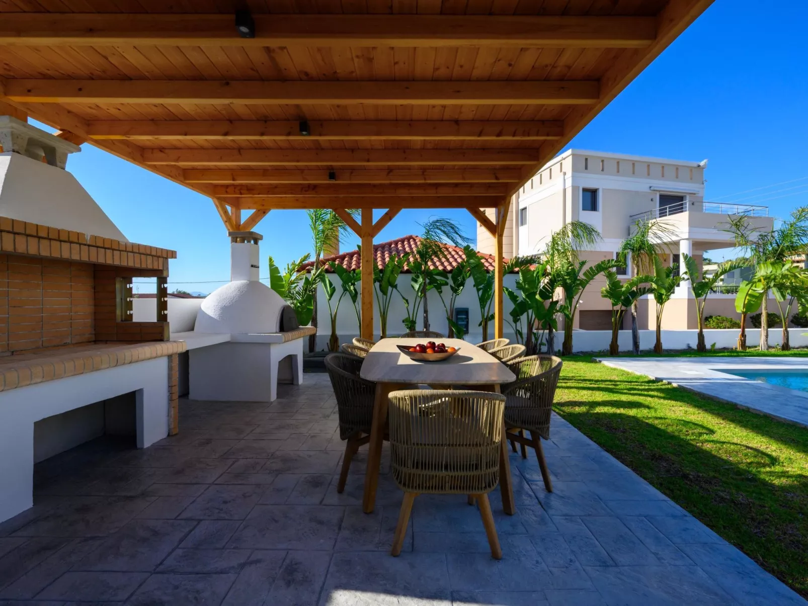 Villa Elesia-Image-tags.info