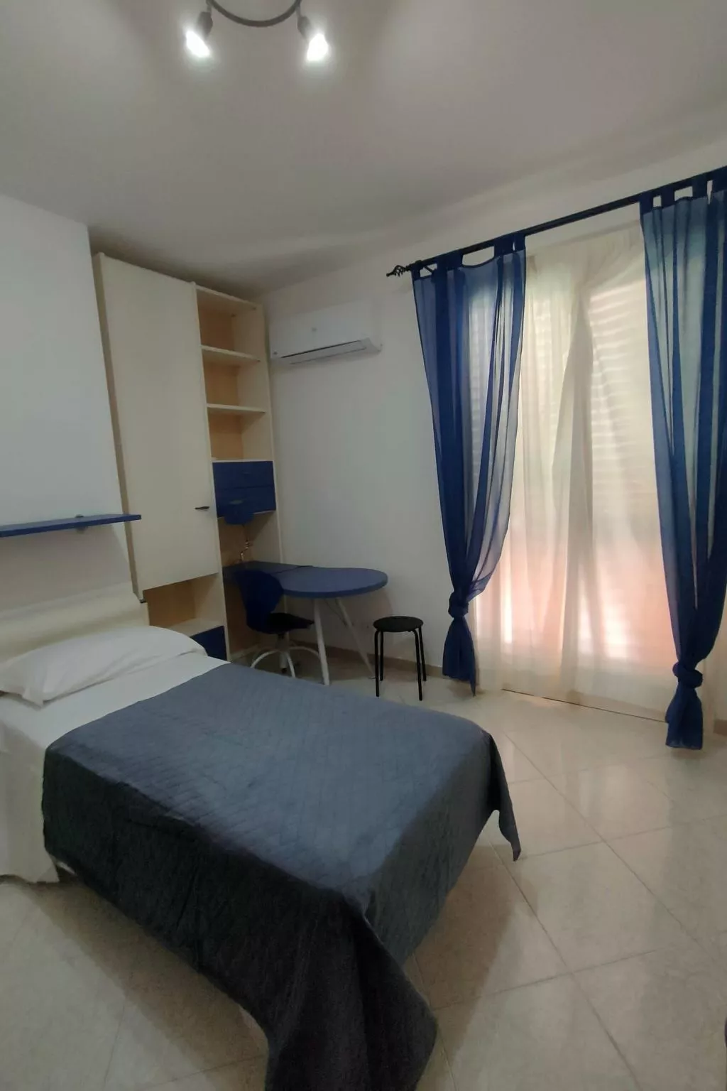 Wohnung für 6 Personen, mit großer Terrasse und Meerblick-Image-tags.info