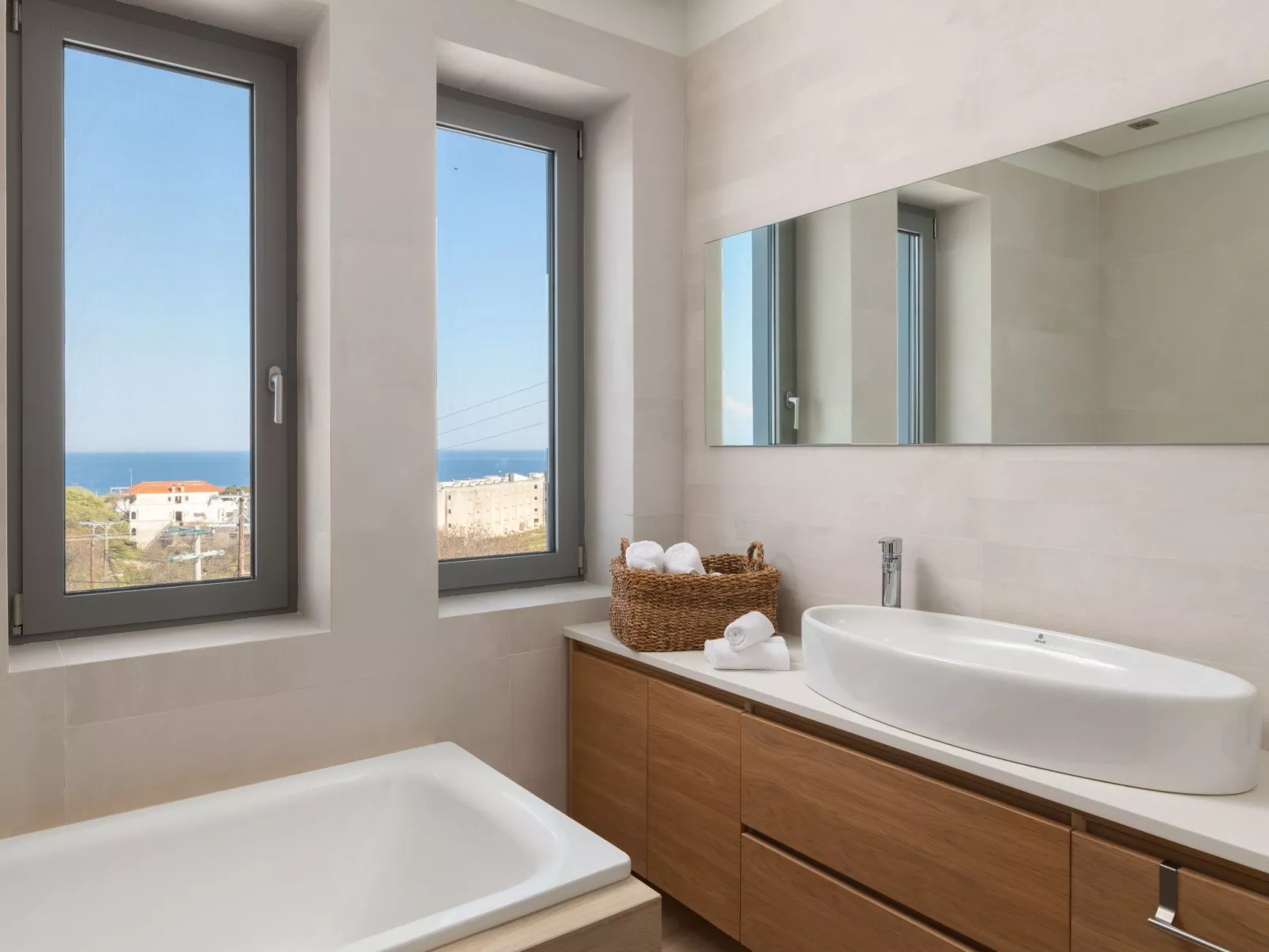 Schöne Pool-Villa Terpsis-Dedans