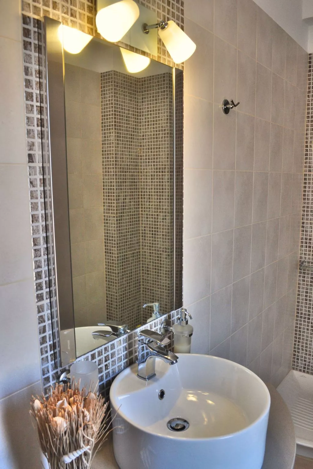 "Villa Pounentes" mit privatem Pool-Drinnen