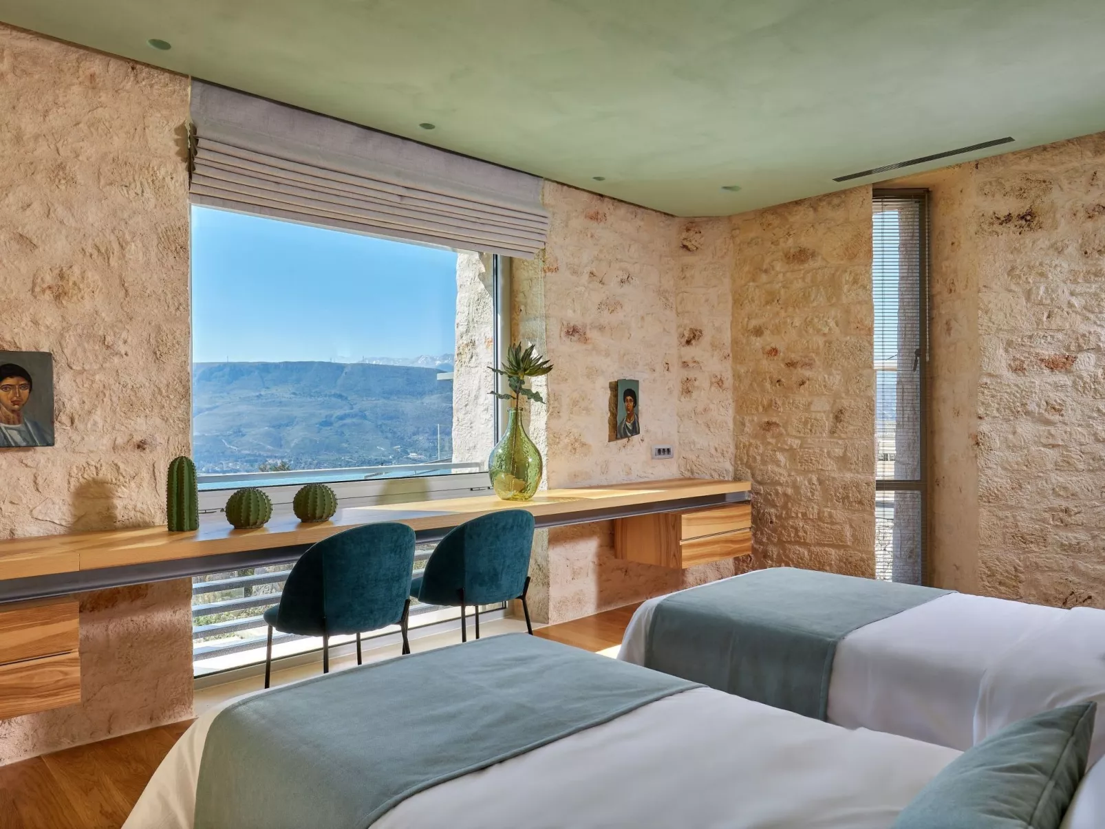 New Olives and Thyme, Meerblick mit 2 beheizten Pools-Dedans