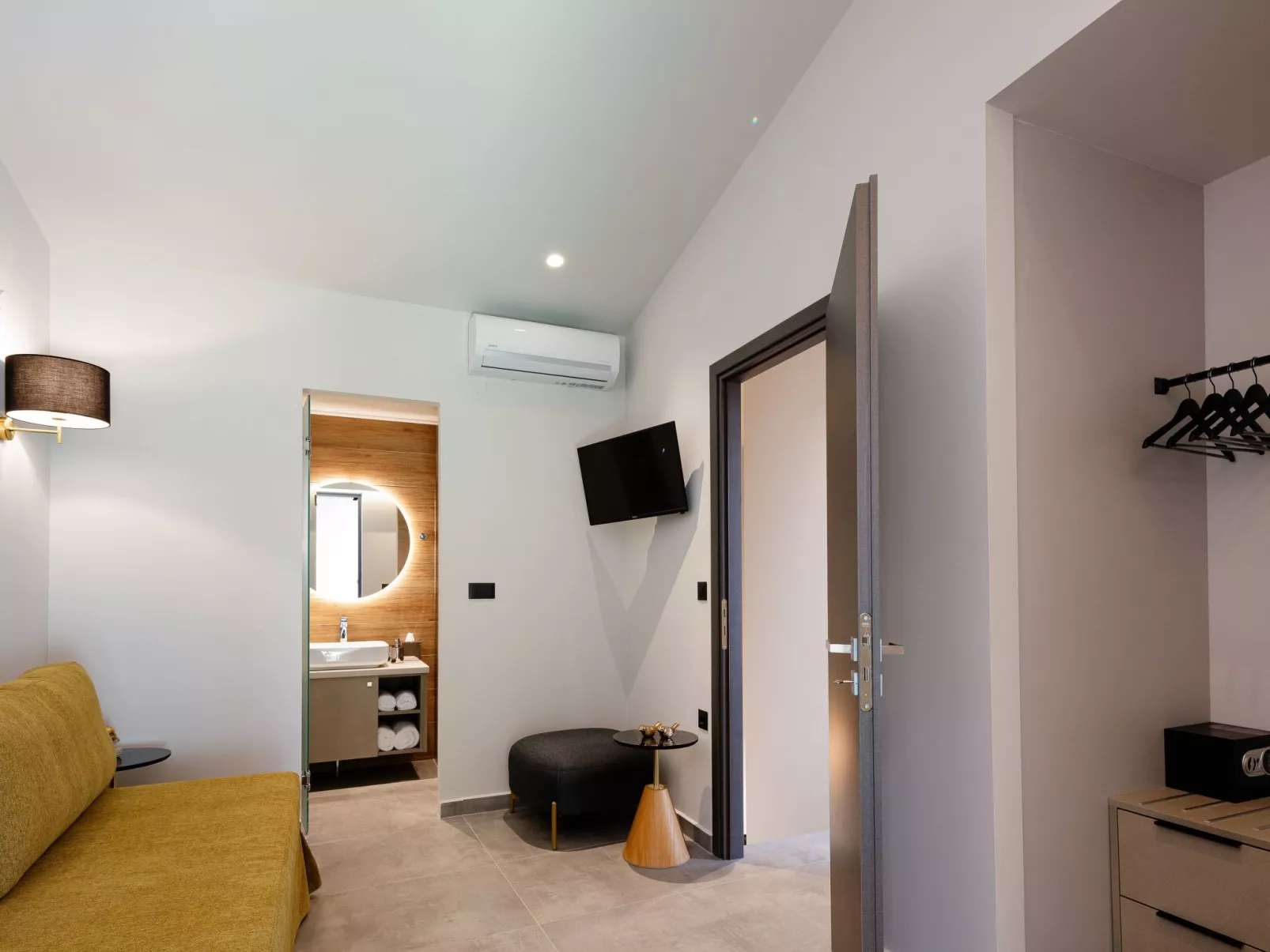 VillAgioi III - Pool Villa und 450m zum Sandstrand-Inside