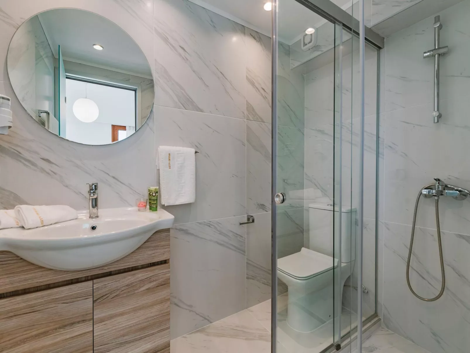 Traditionelle griechische Ferienvilla Eventide-Dedans