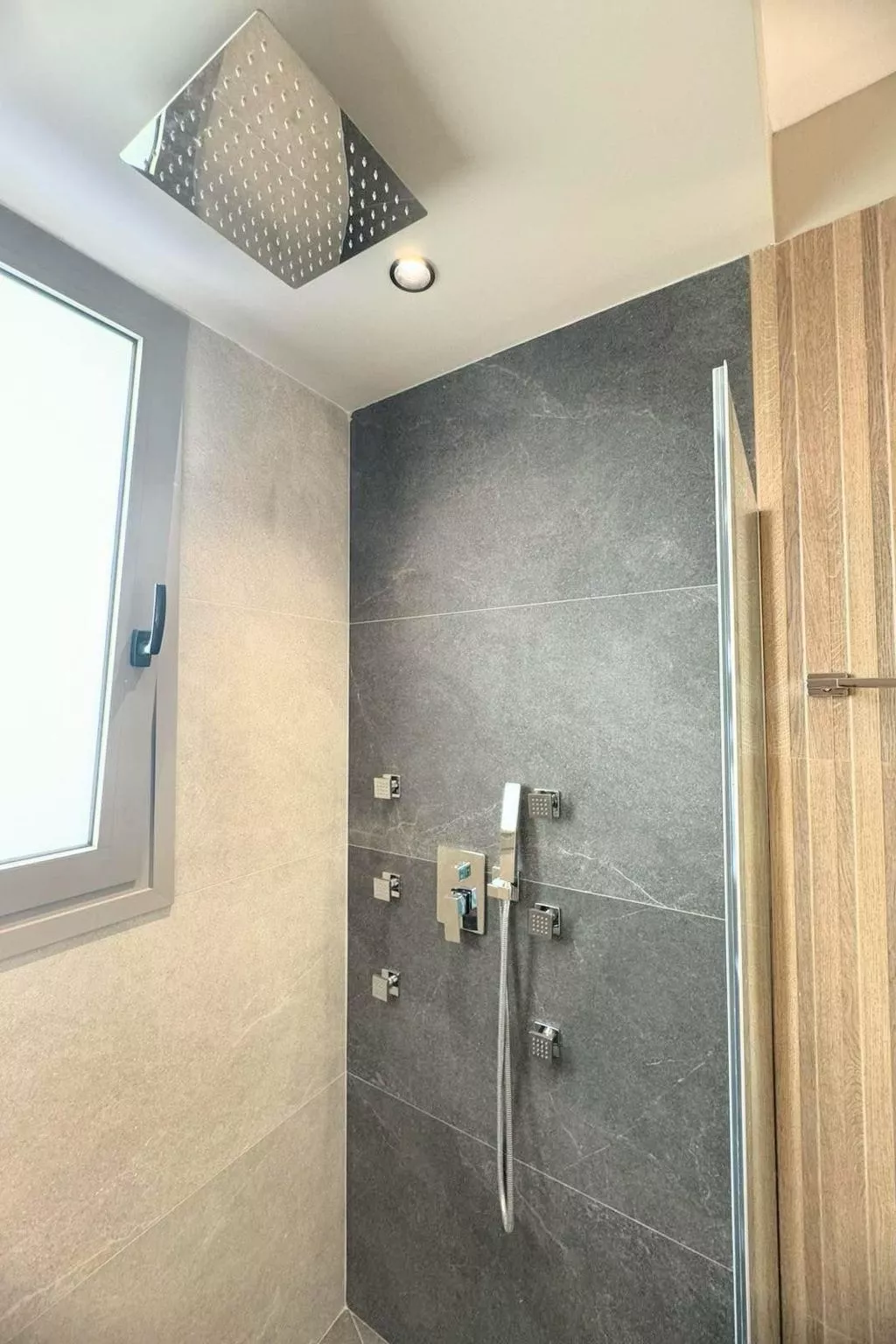 Grand Aqua Luxus-Villa von Mintzi-Dehors