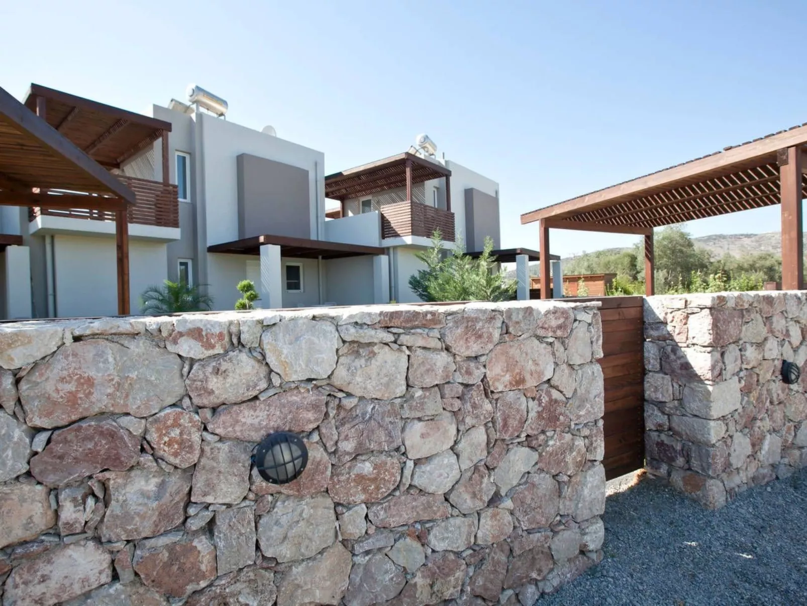 Mit Privatpool für 4 Personen  + 2 Kinder ca. 92 m&sup2; in Masari, Ägäis (Rhod-Dehors