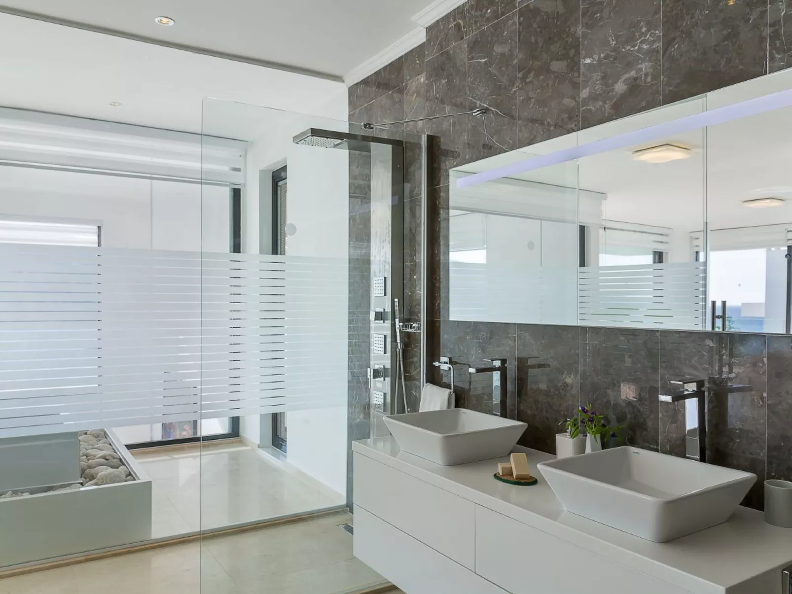 Moderne Villa nähe Meer in Kalkan-Drinnen