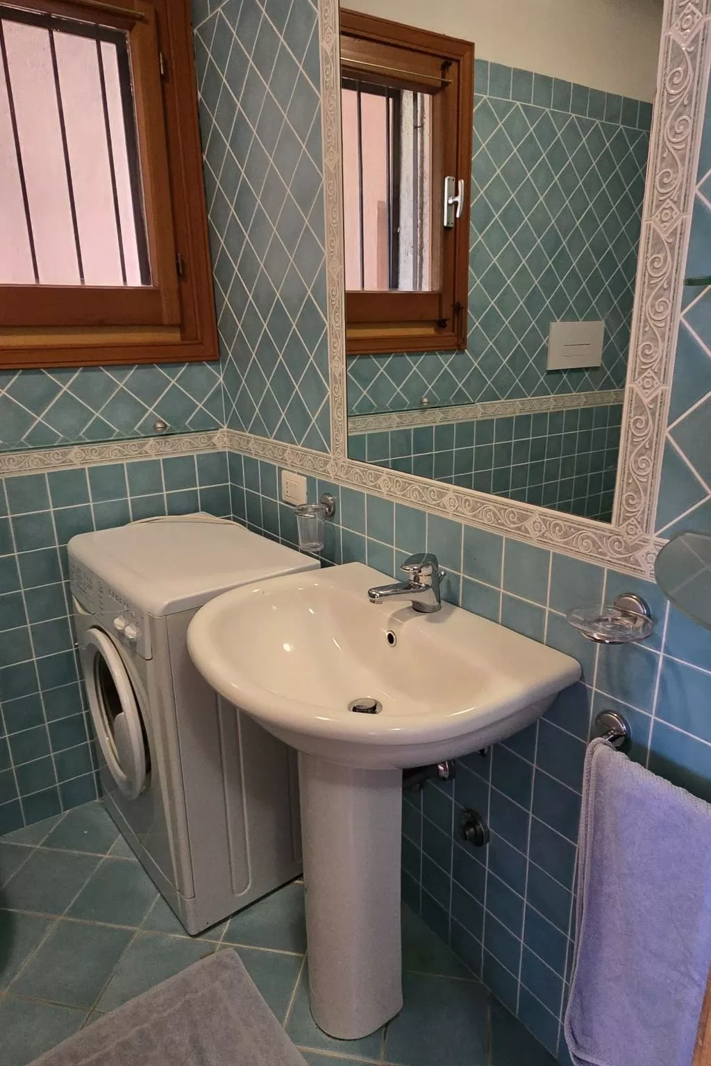 Casetta Ladunia mit Blick aufs Meer-Inside