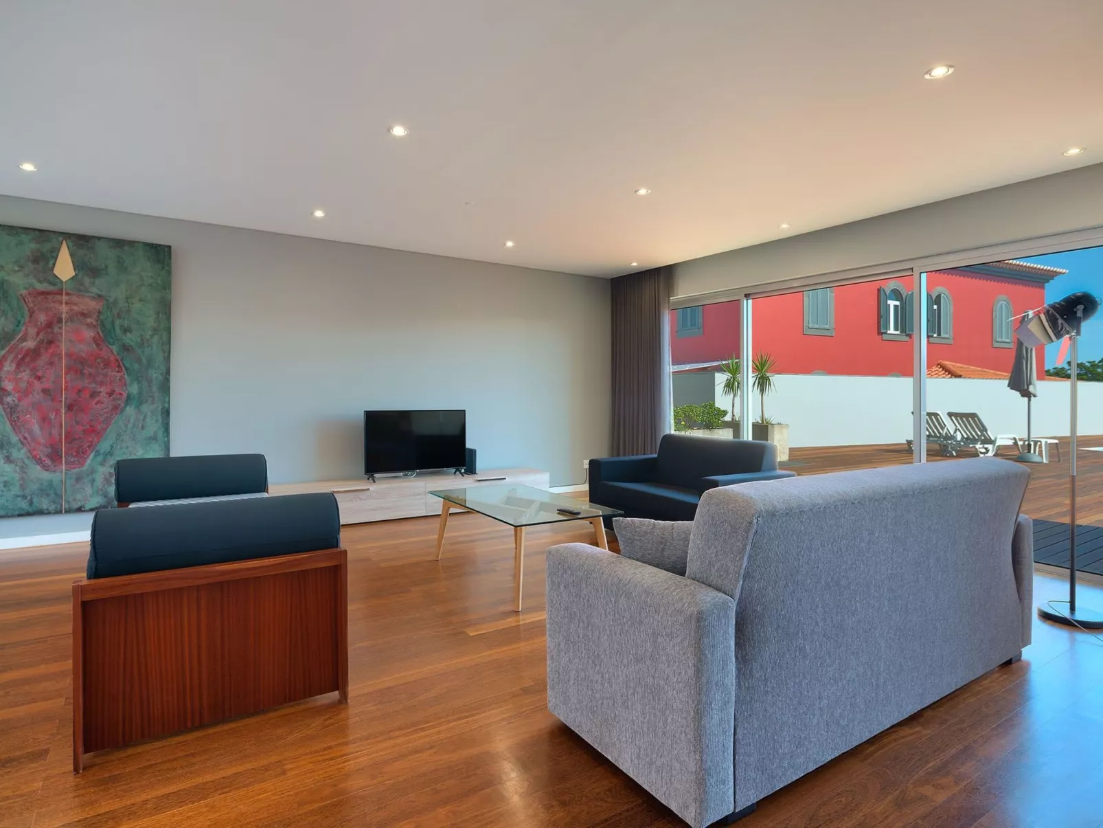 Villa Quinta Nogueira IV-Image-tags.info