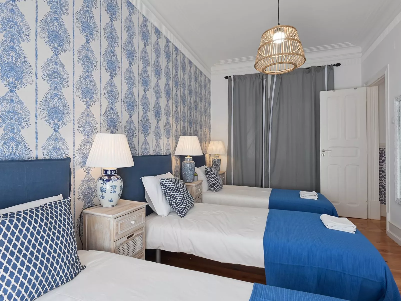 Guinea 19-Image-tags.info