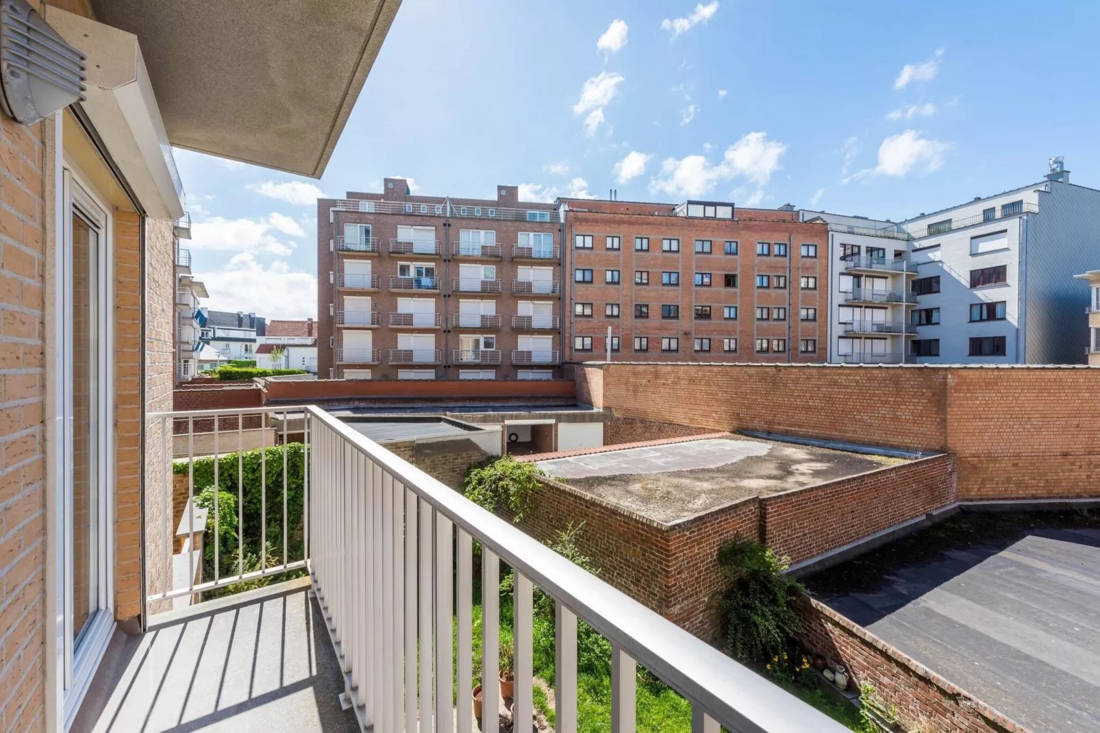 Guernsey 102 g21-Terrassenbalkon