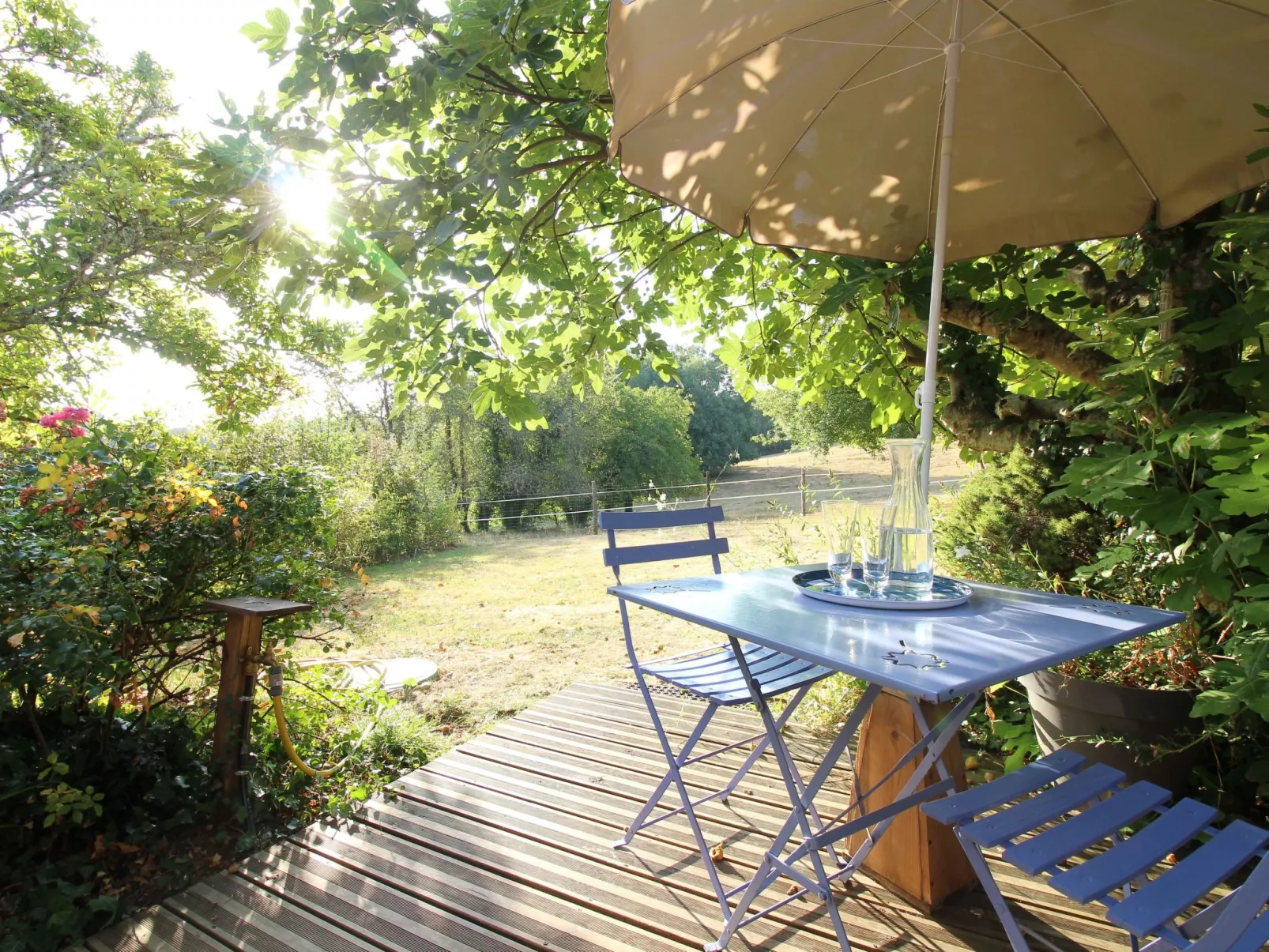 Komfort, Ruhe, privater Pool, EV-Ladestation-Dehors