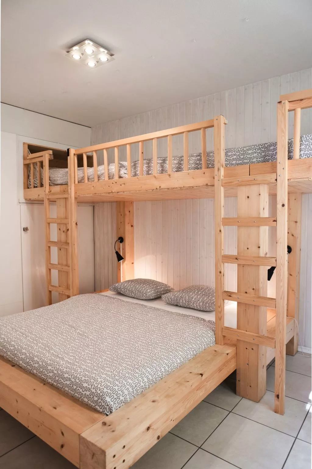 La Promenada-Drinnen